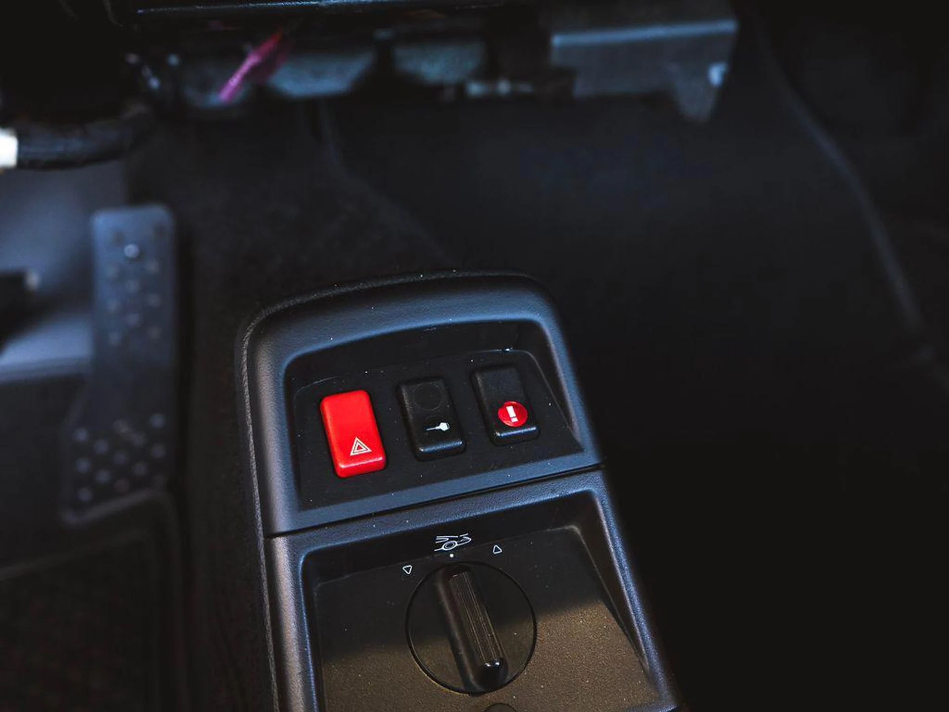 mph024_2544652807_K_Nuc_Pzzlh9r8j_Febse_Yu2tikpz_M_4018f6584a