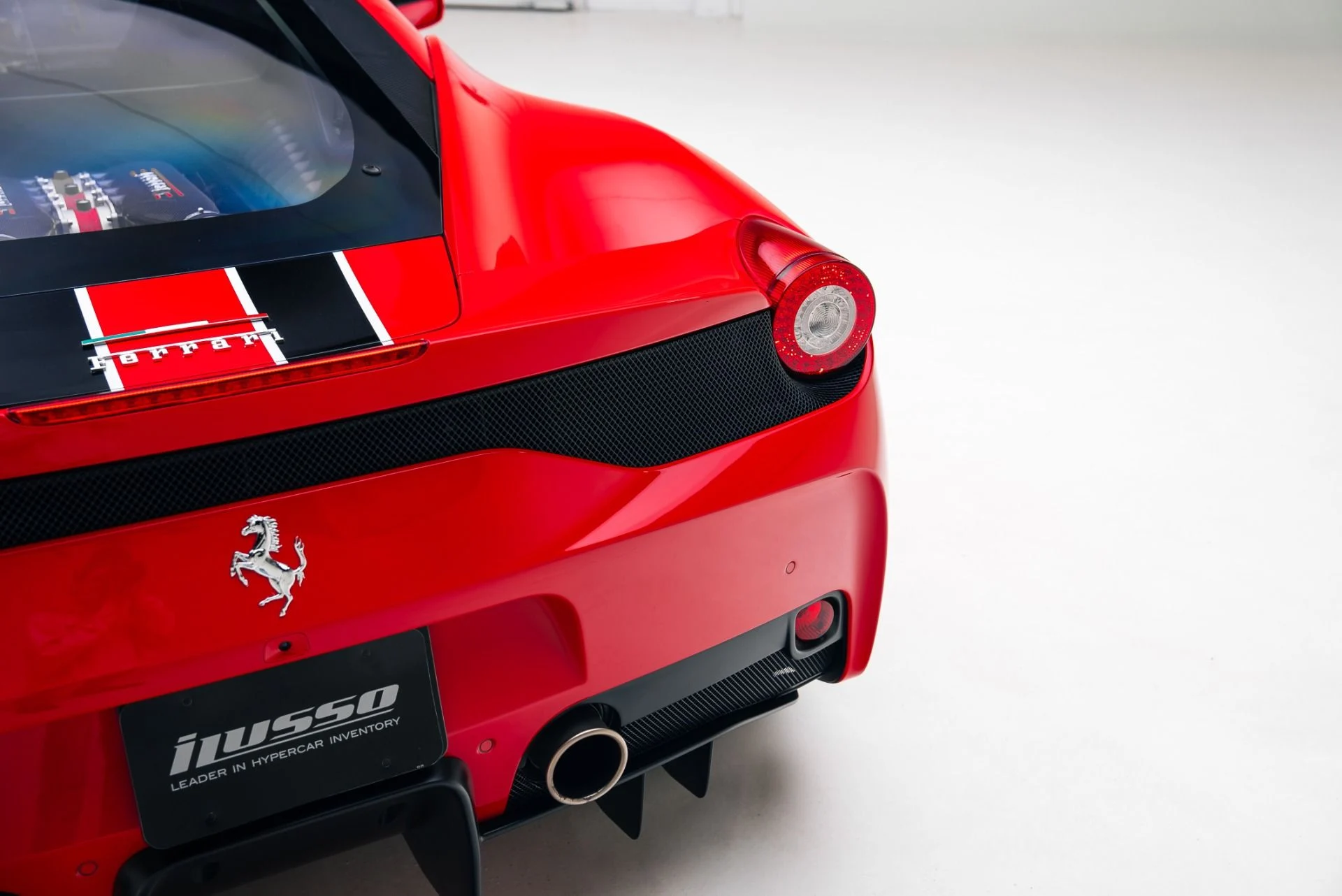 mph024_2551449514_Used_2015_Ferrari_458_Speciale_1766529328_a1cf8d261b