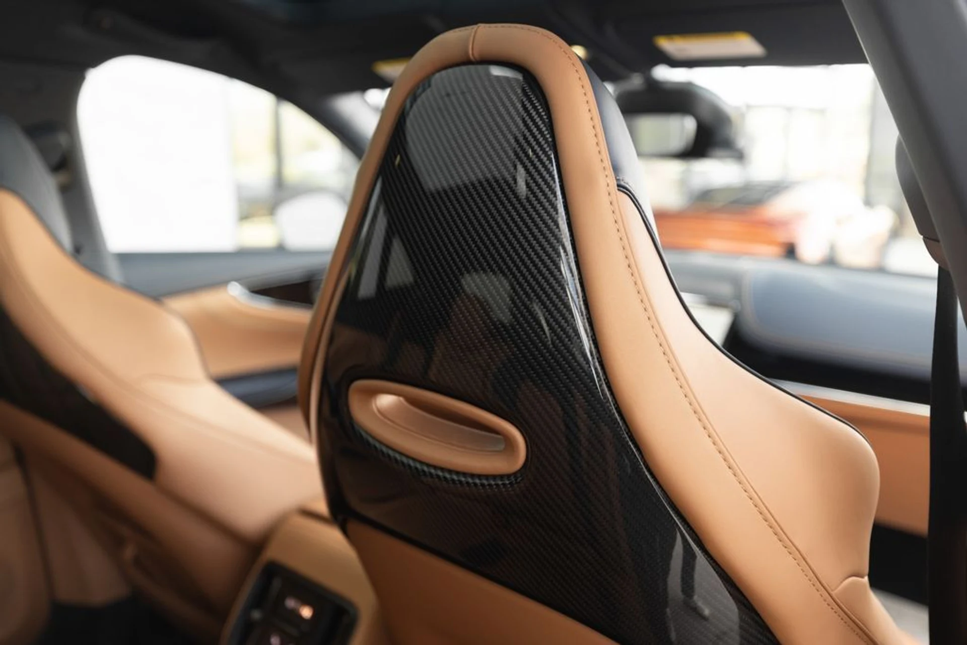 mph024_255483466_ef7fb3cb91f9aa11cccfa9b7bdbb41e2x_7e1b8db226