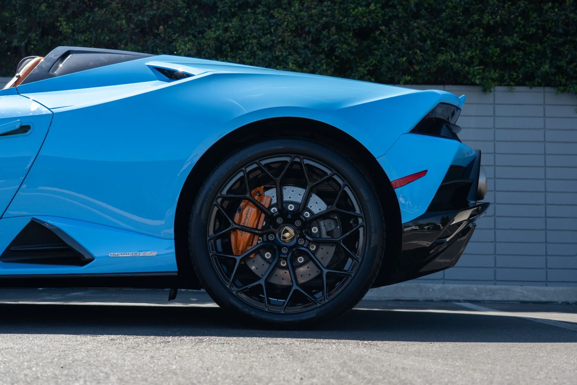 mph024_2559310432_Used_2024_Lamborghini_Huracan_EVO_Spyder_1757527007_bfecbd4430