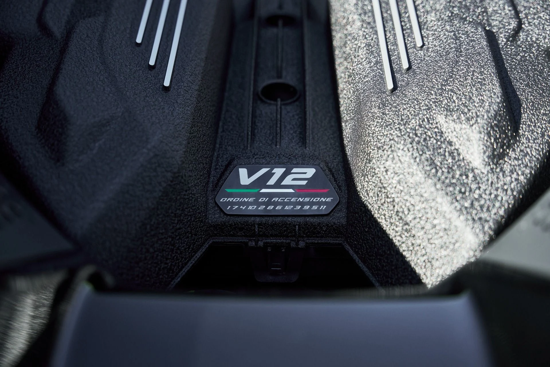 mph024_2566129005_Used_2025_Lamborghini_Revuelto_Base_1769824562_34c61b0426