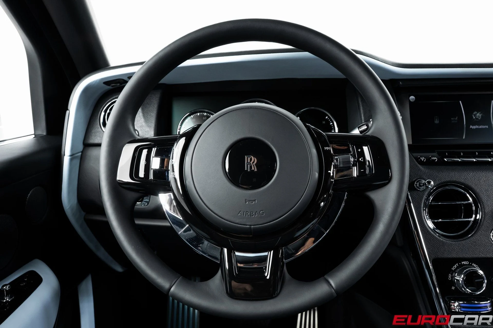 mph024_2566277209_image_25_ccb93f50bb