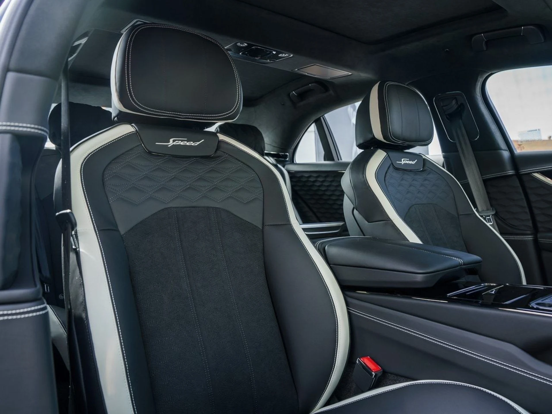 mph024_257463375_2c9f3d43faa61ab479cc3f5d9024c50dx_30836c996d