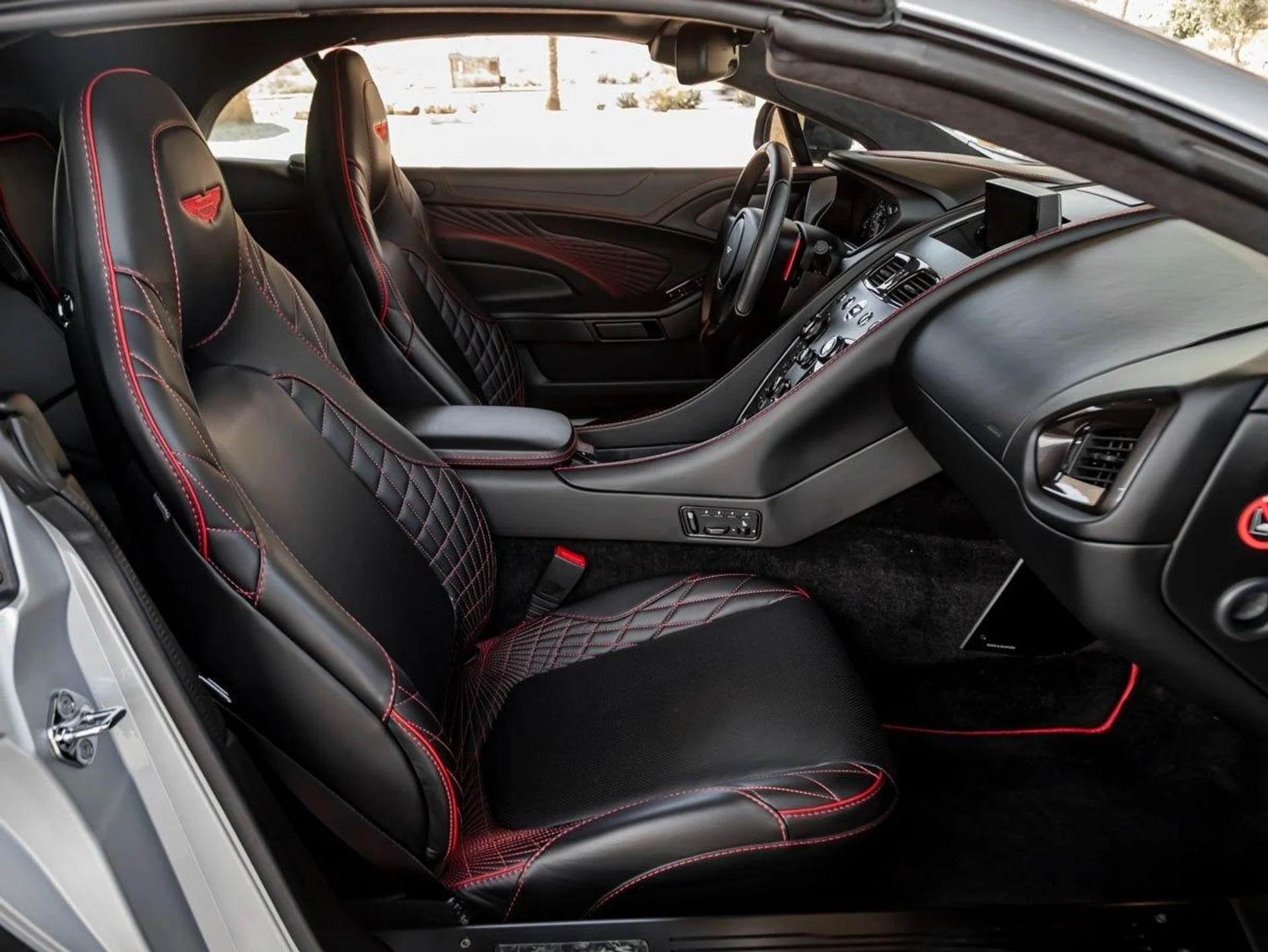 mph024_257514591_25_52455a6ab7