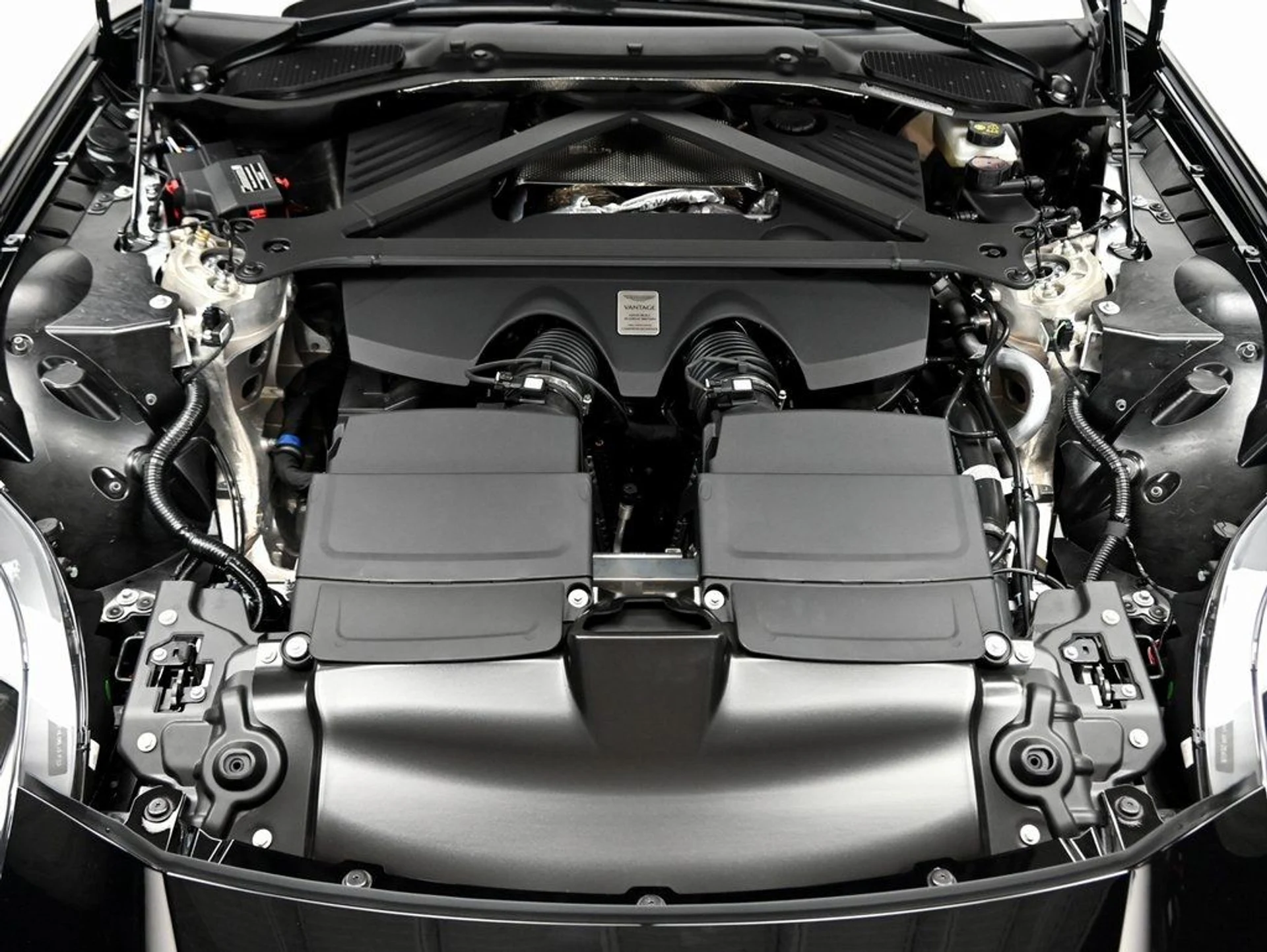 mph024_2575385376_b688654d230e18d987090980e0f5f9f5_861b2ab863