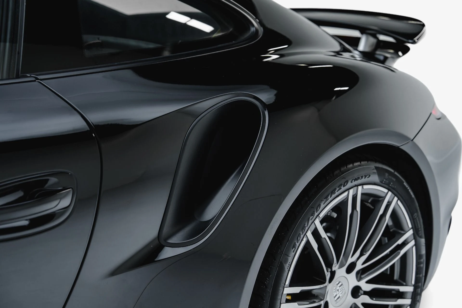 mph024_2579770963_Used_2014_Porsche_911_Turbo_S_1791845078_0ad123b4d8