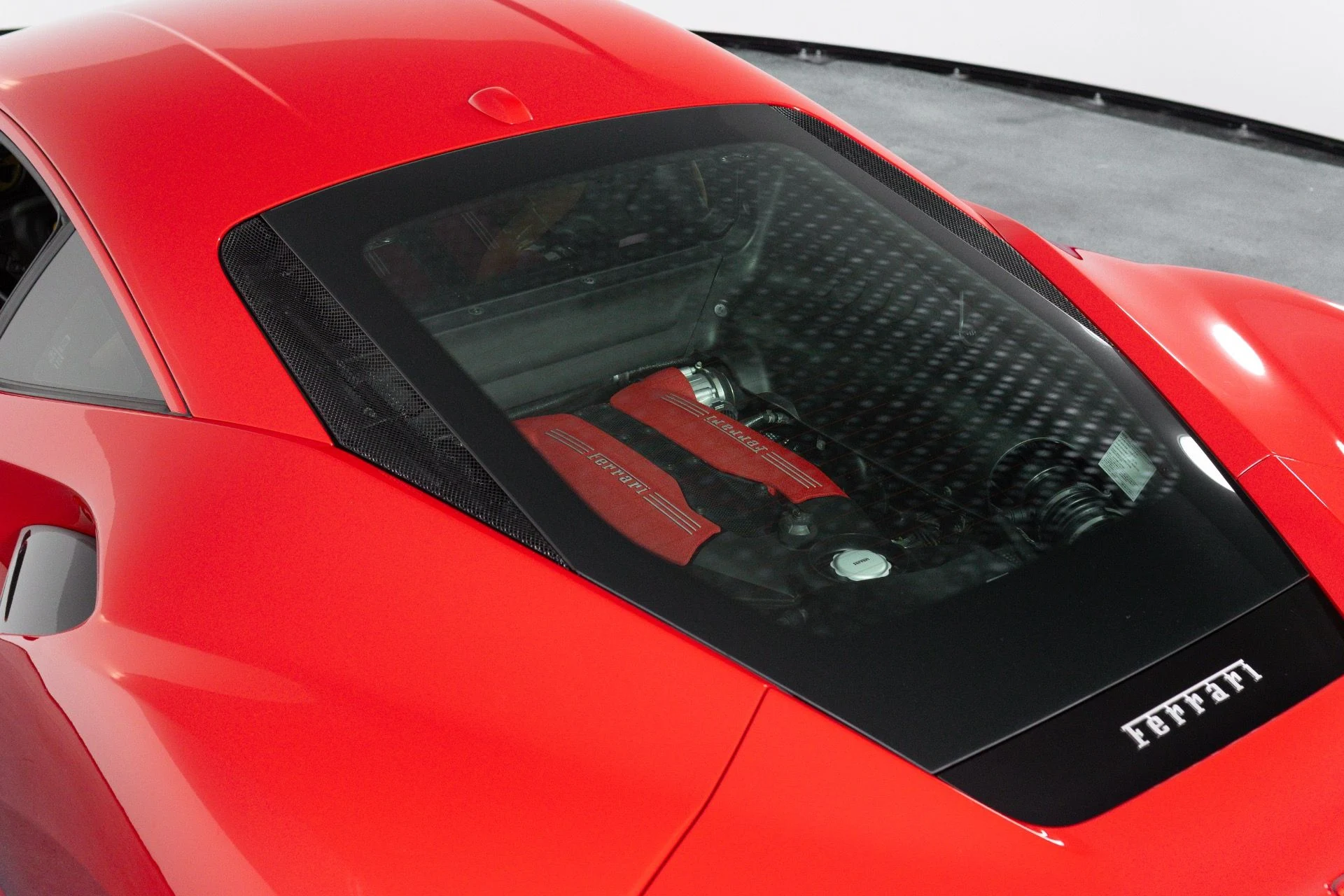 mph024_2580668421_Used_2017_Ferrari_488_GTB_1781727340_f1112927b0