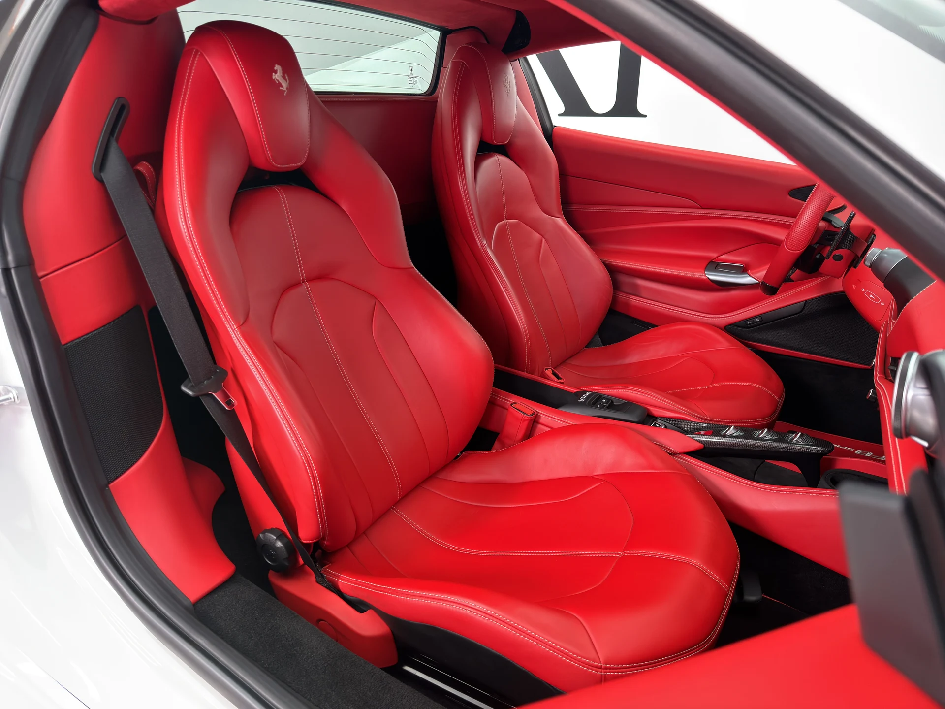 mph024_2584382810_CA_3758_interior_004_cba95ac308