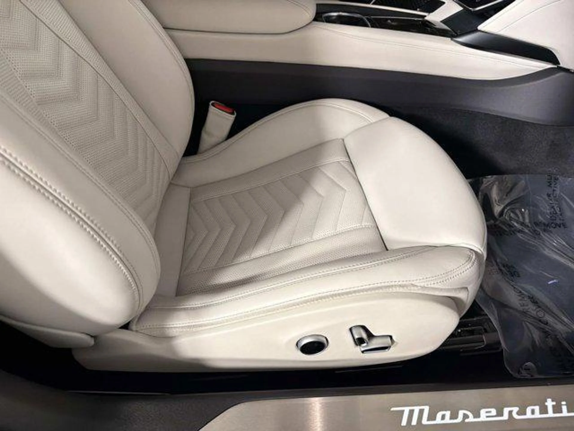 mph024_2594603565_U_Fvj_N_Dn4j_O_Poj_Ol9_Xk_Ld0krx0fg_6c14f25096