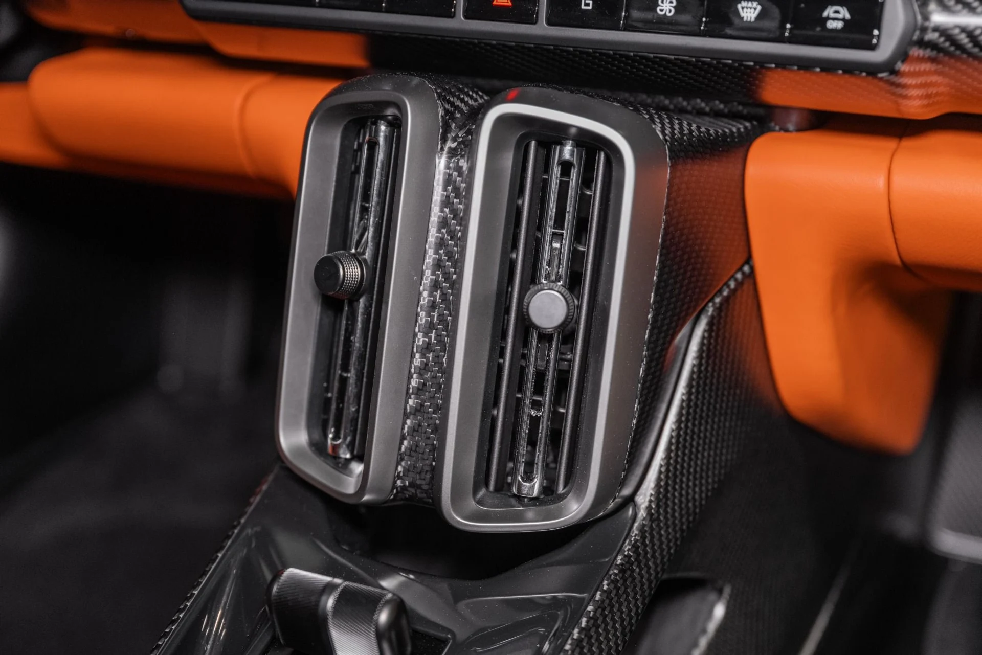 mph024_2602124025_New_2026_ASTON_MARTIN_VALHALLA_1775445551_90914c0c63