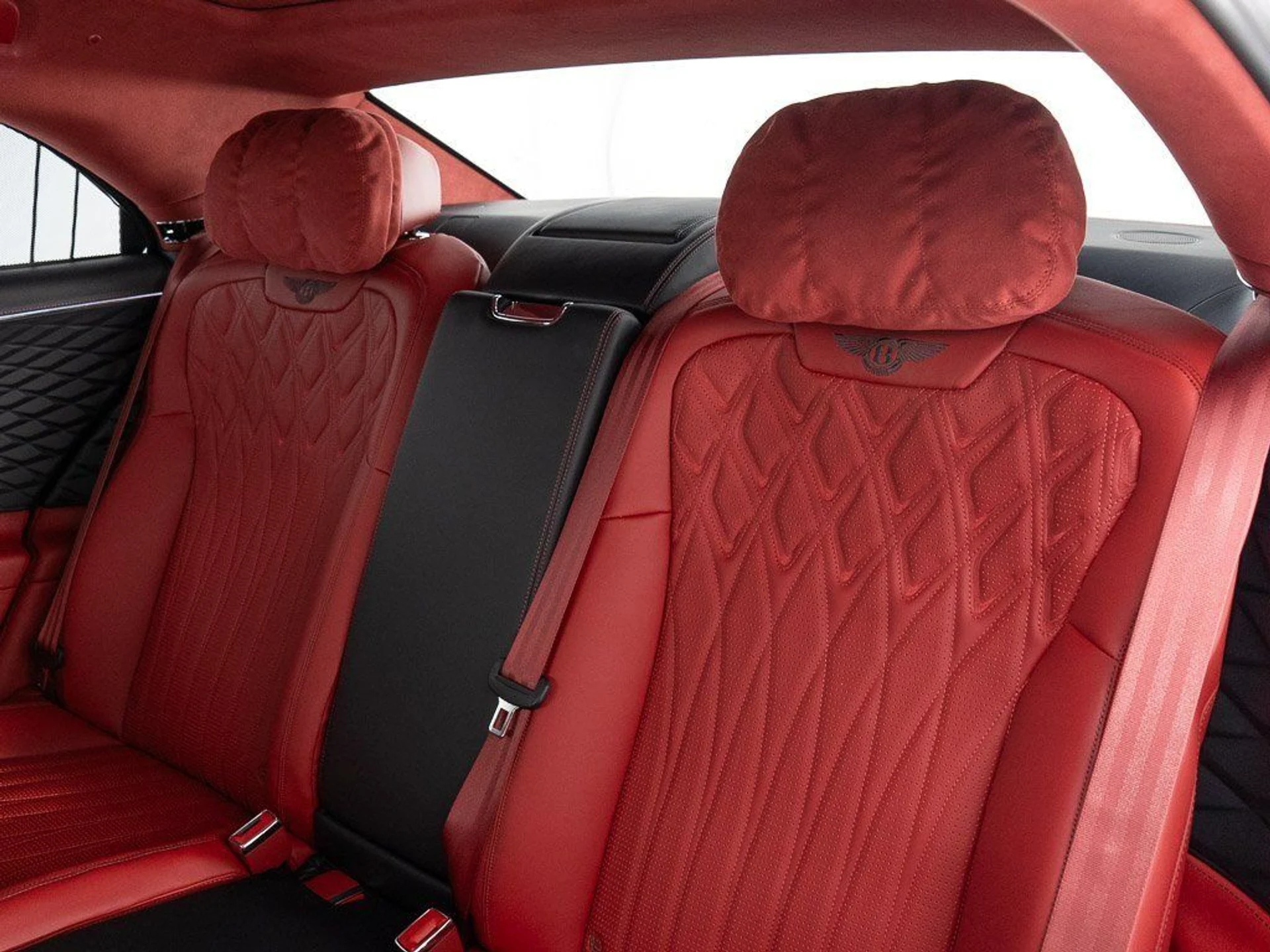 mph024_2606982632_879fcf2c7dbf479dcbe870c774f8070d_c19242b381