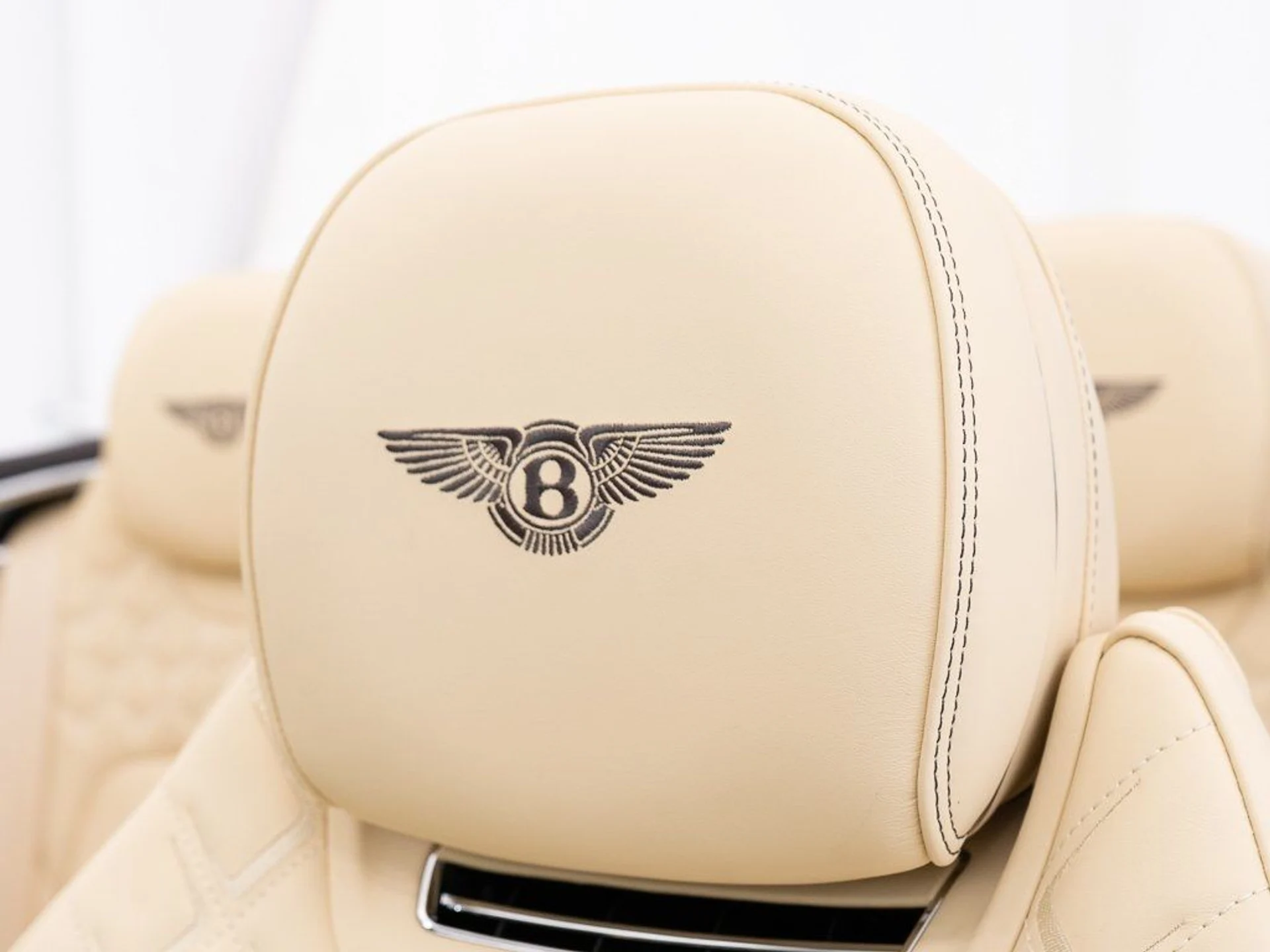 mph024_2615911404_cef8a0f36133ff4d9a7fd82e3875eae5_19bf9ee890