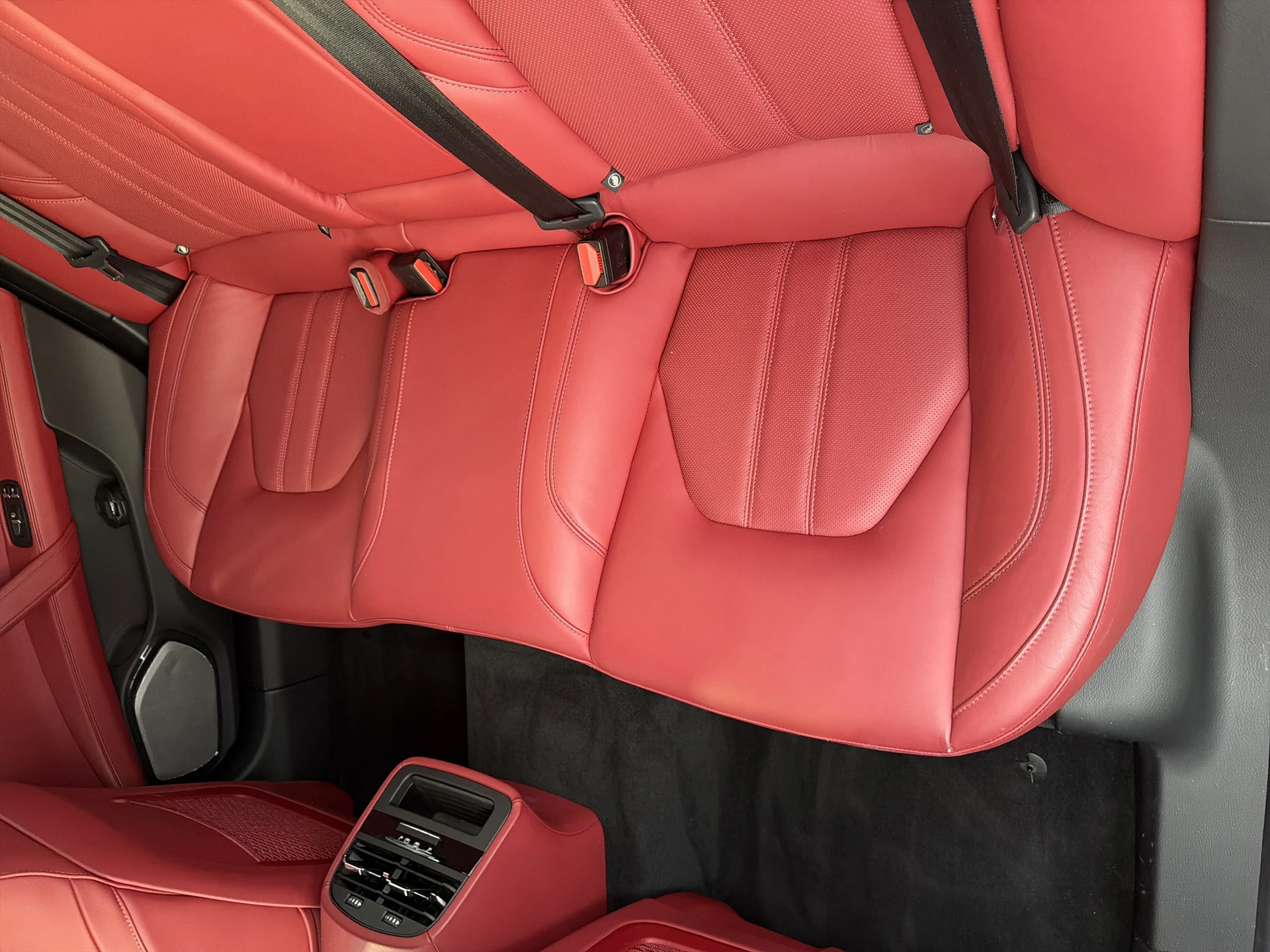 mph024_2618150678_25_10bc45209b