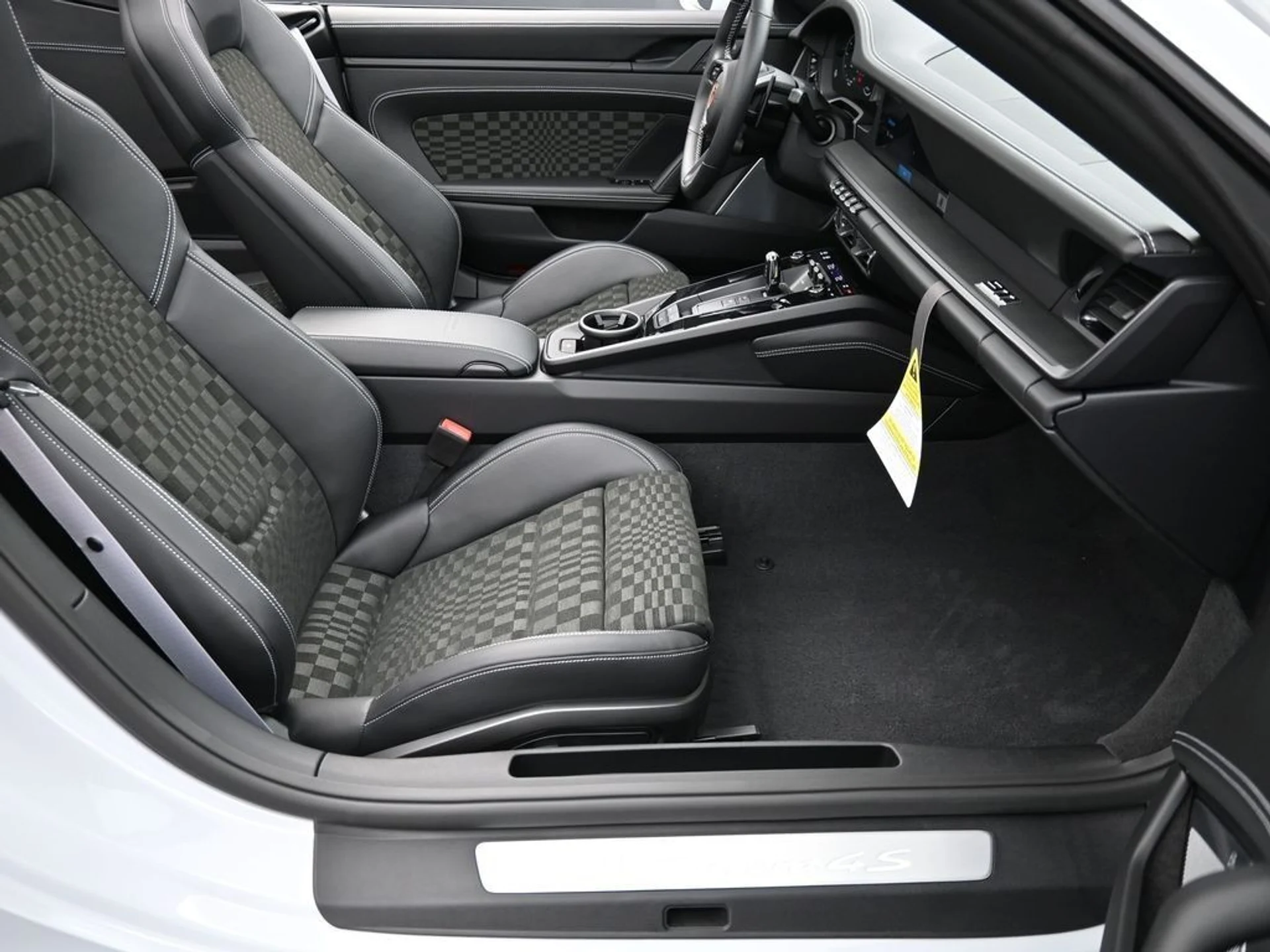 mph024_262394928_07fa7429e4b86b831bbec16551779d2c_cf9a0f662d