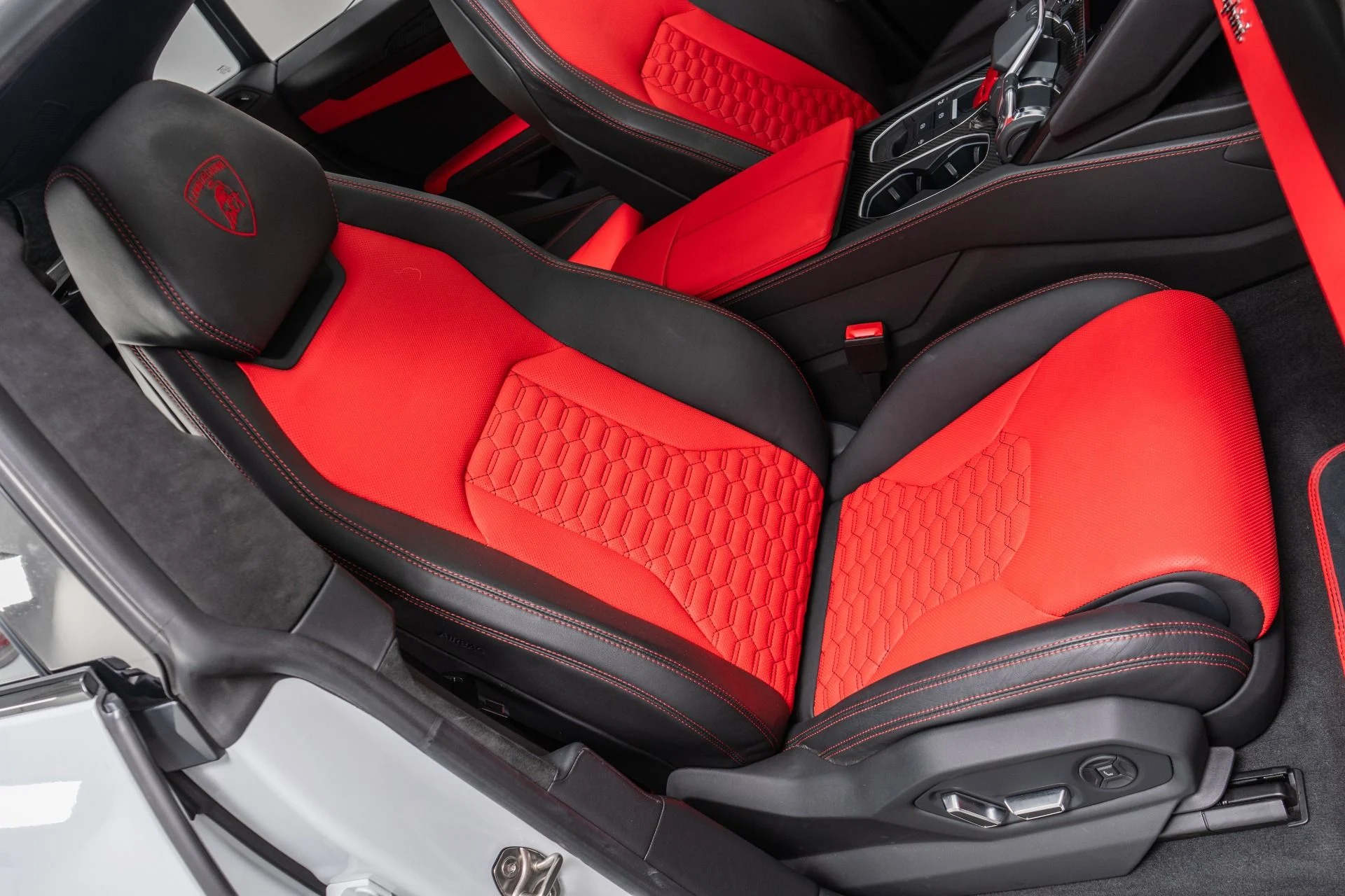 mph024_2624263686_Used_2022_Lamborghini_Urus_1792605260_dcae4ffc80