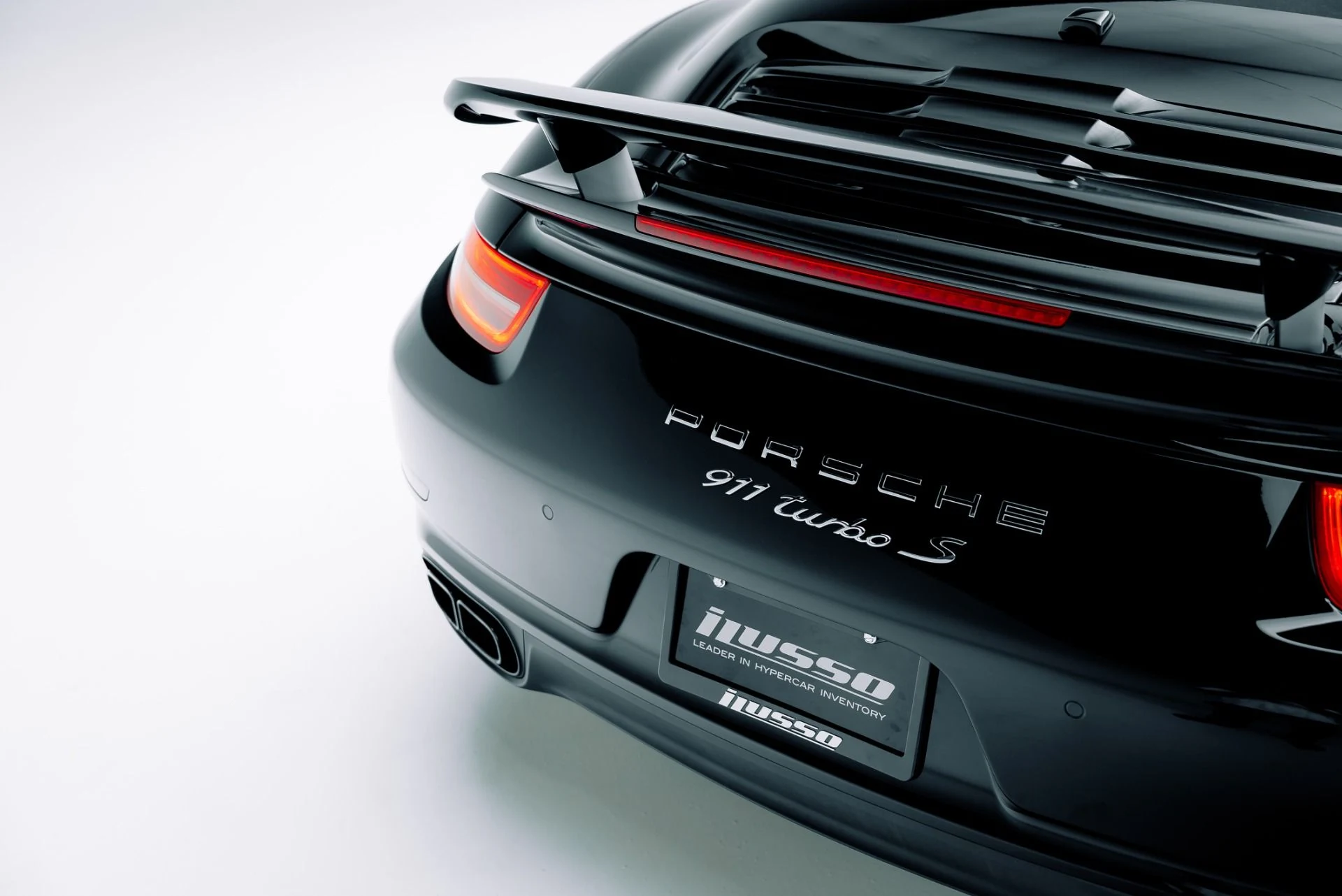 mph024_262506882_Used_2014_Porsche_911_Turbo_S_1764615222_77c901e9f3