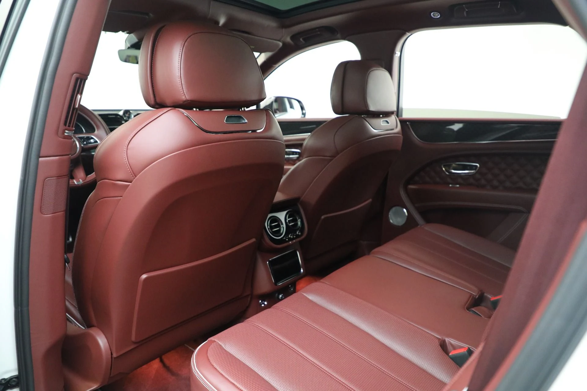 mph024_2626429561_Used_2025_Bentley_Bentayga_S_Black_Edition_a726d26958