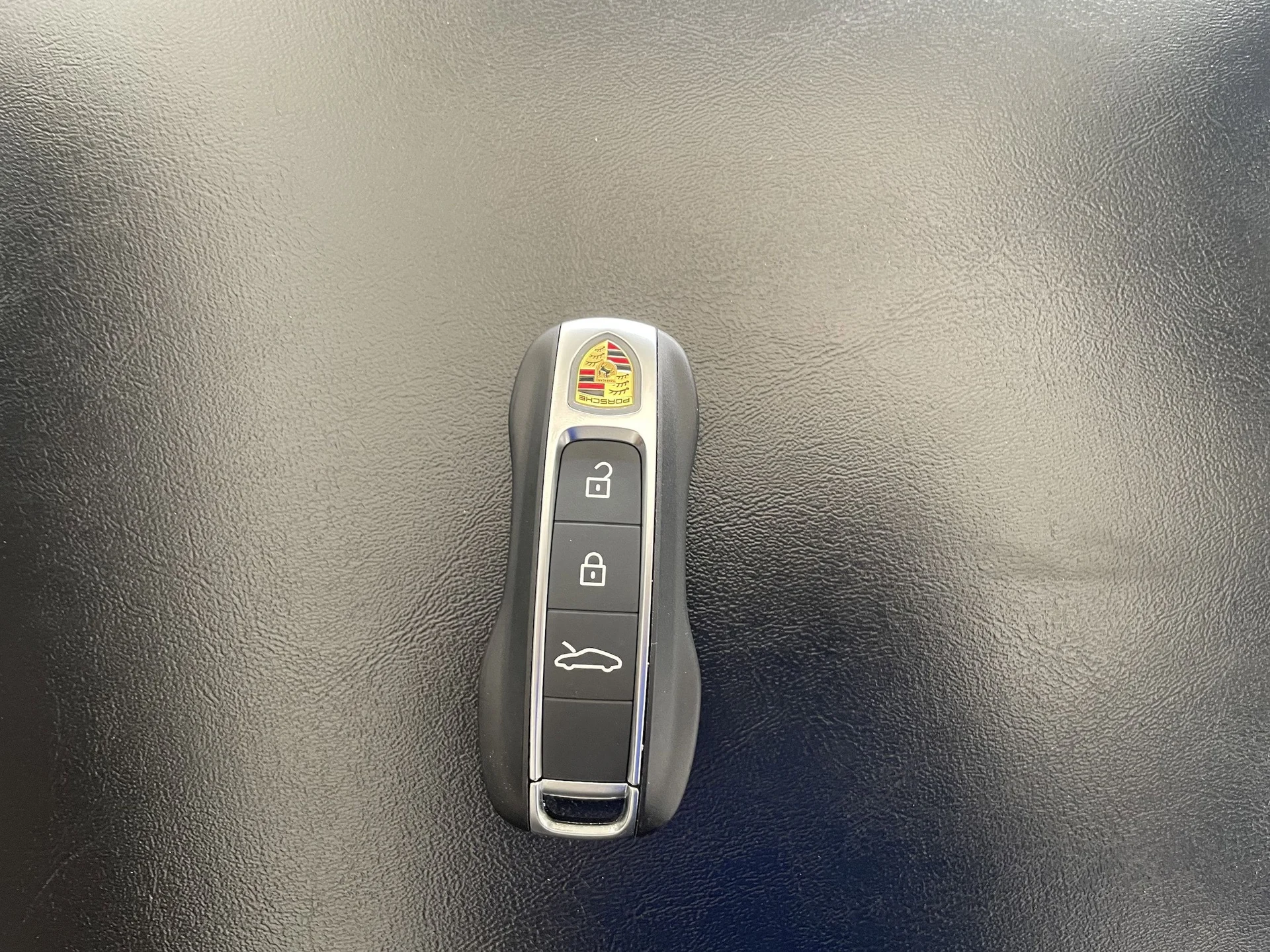 mph024_2627432322_e9d4b9bdc232bb1924037209feee8beax_b2c3f32f65