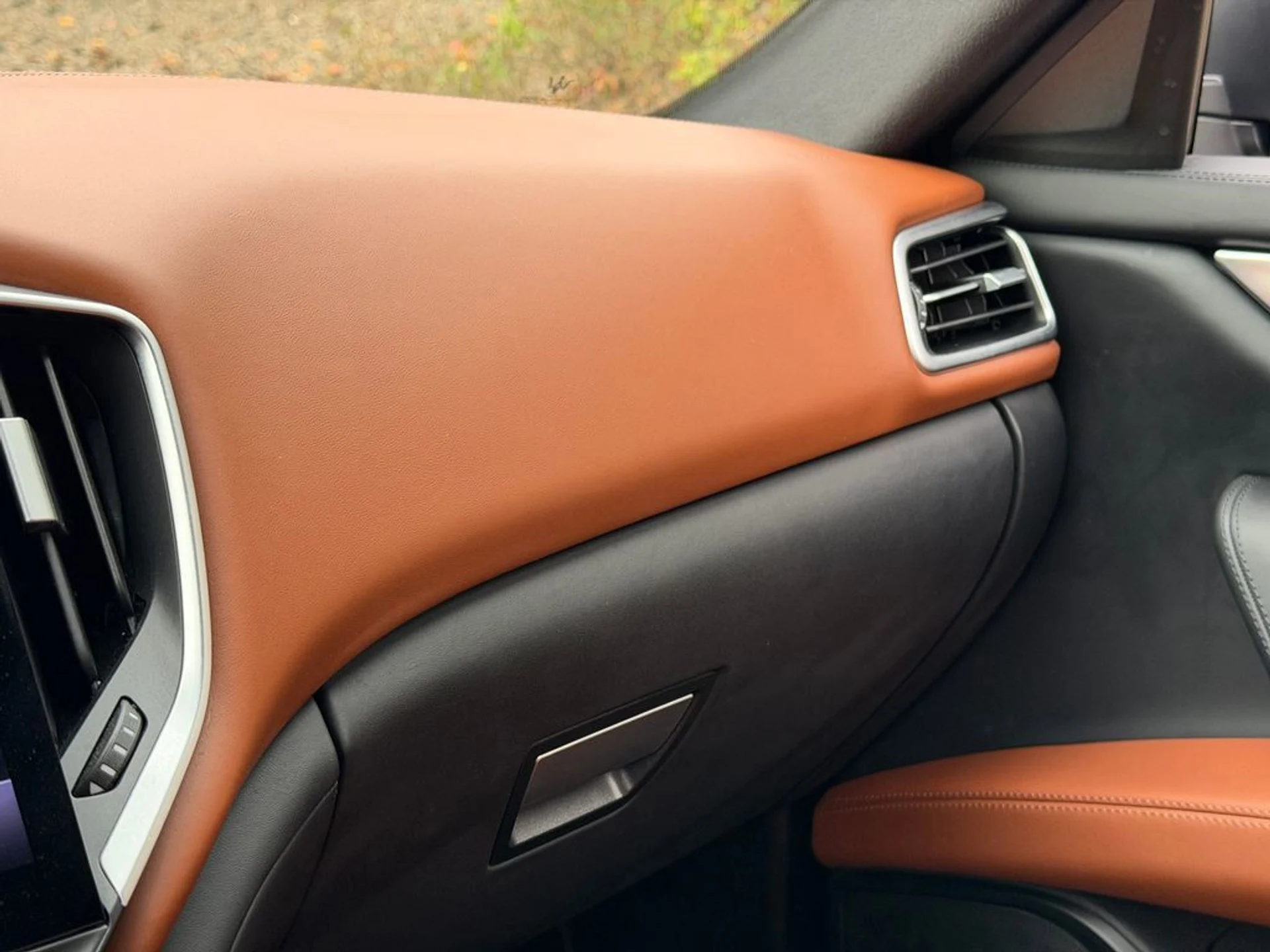 mph024_2629641568_e616f5fadb3546689594a6e6d23ddb51_6695c6549a