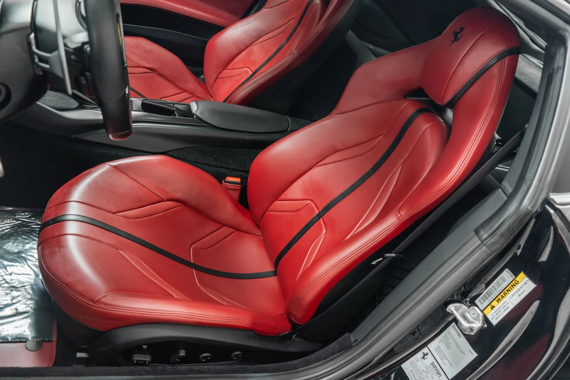 mph024_2630124404_Used_2020_Ferrari_812_Superfast_1775841371_5997af4e2d