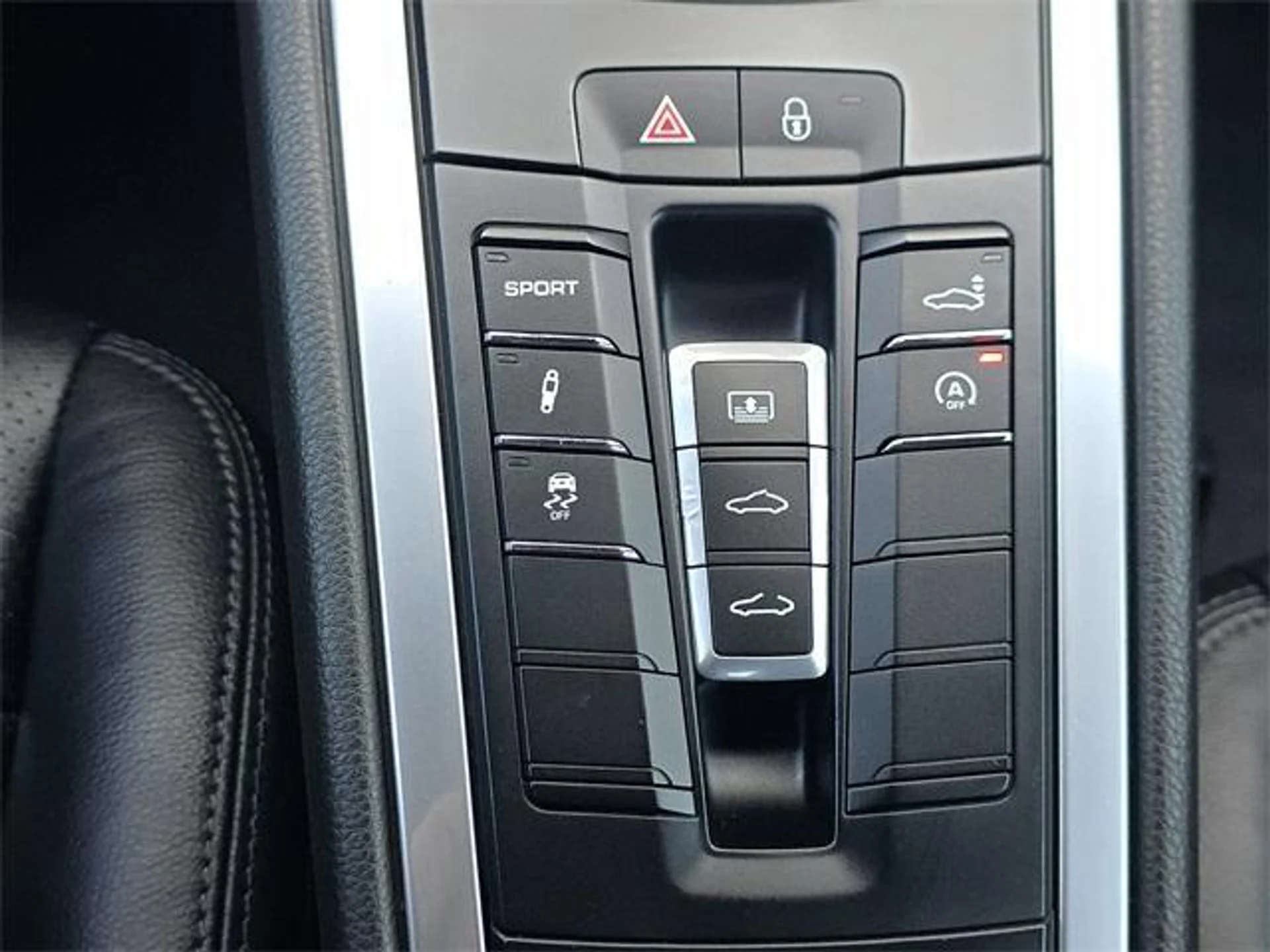 mph024_2634424165_Lo_Fah1otqo_LF_Tt36_R_Pee_B_Ju_M_Po_9d205ea4fe