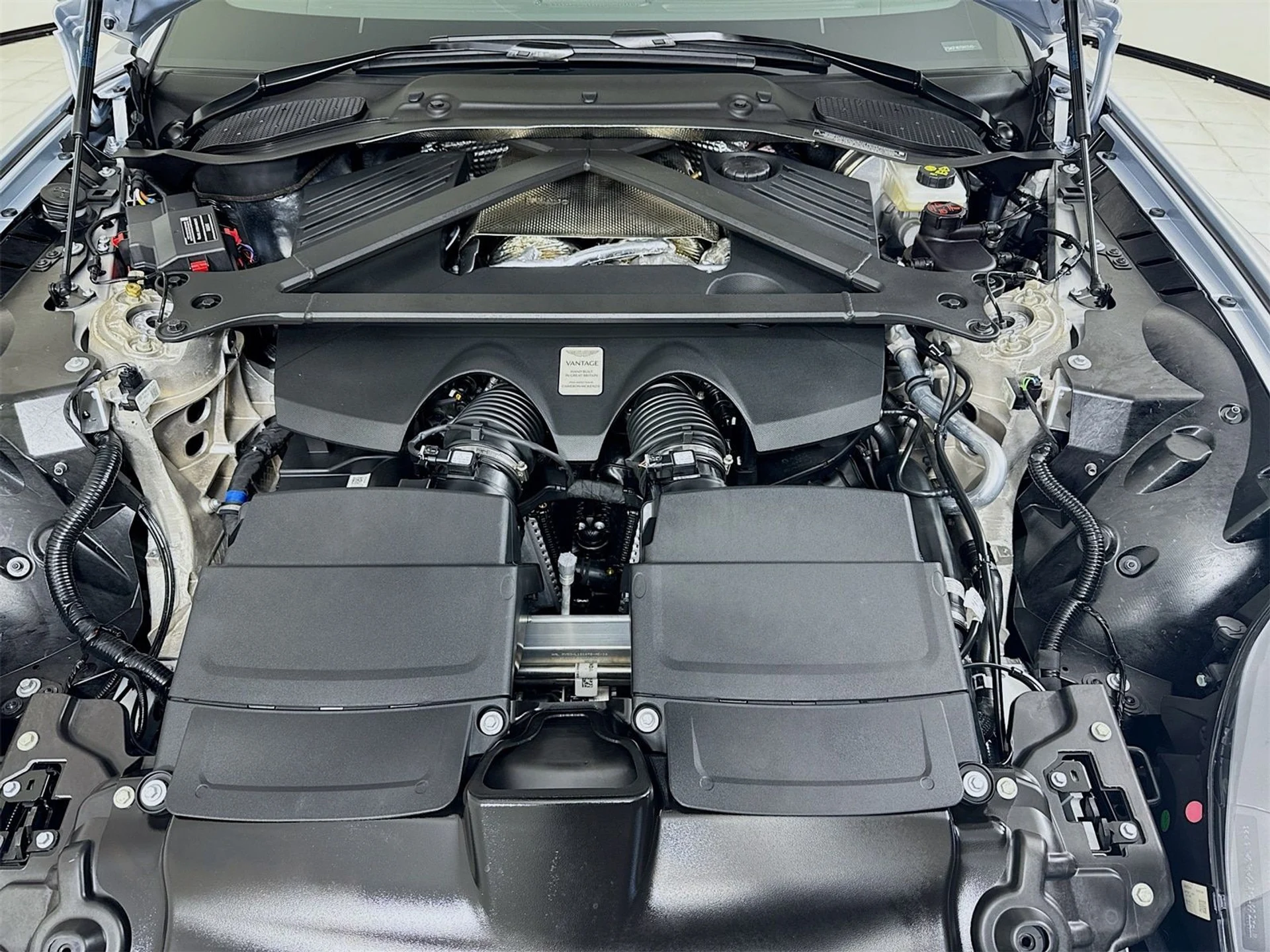 mph024_2634840163_48a2a85457fd9f35891d905411bc615fx_8a9f567d97