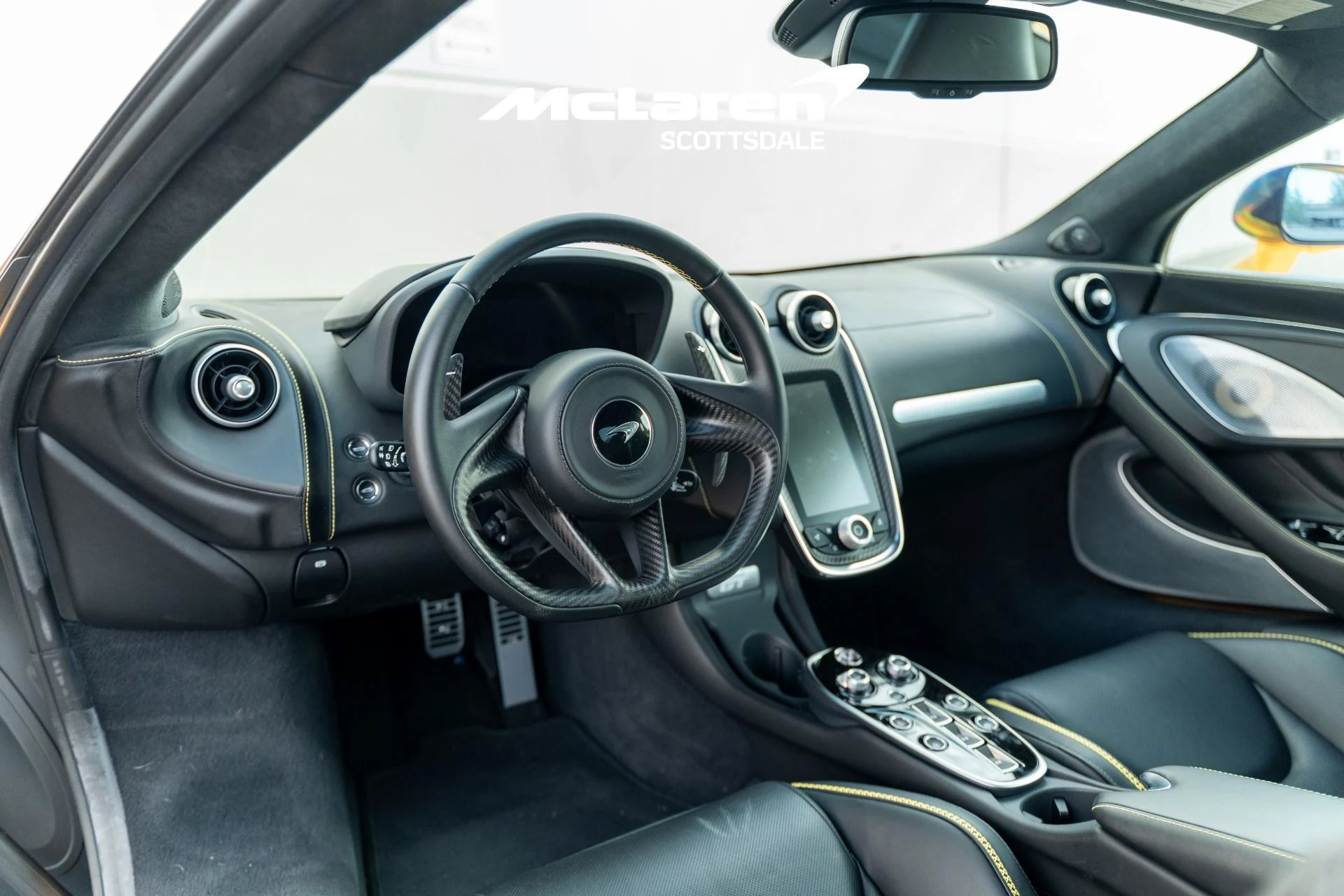 mph024_2636000988_Used_2023_MCLAREN_GT_1760768654_de072bbf65