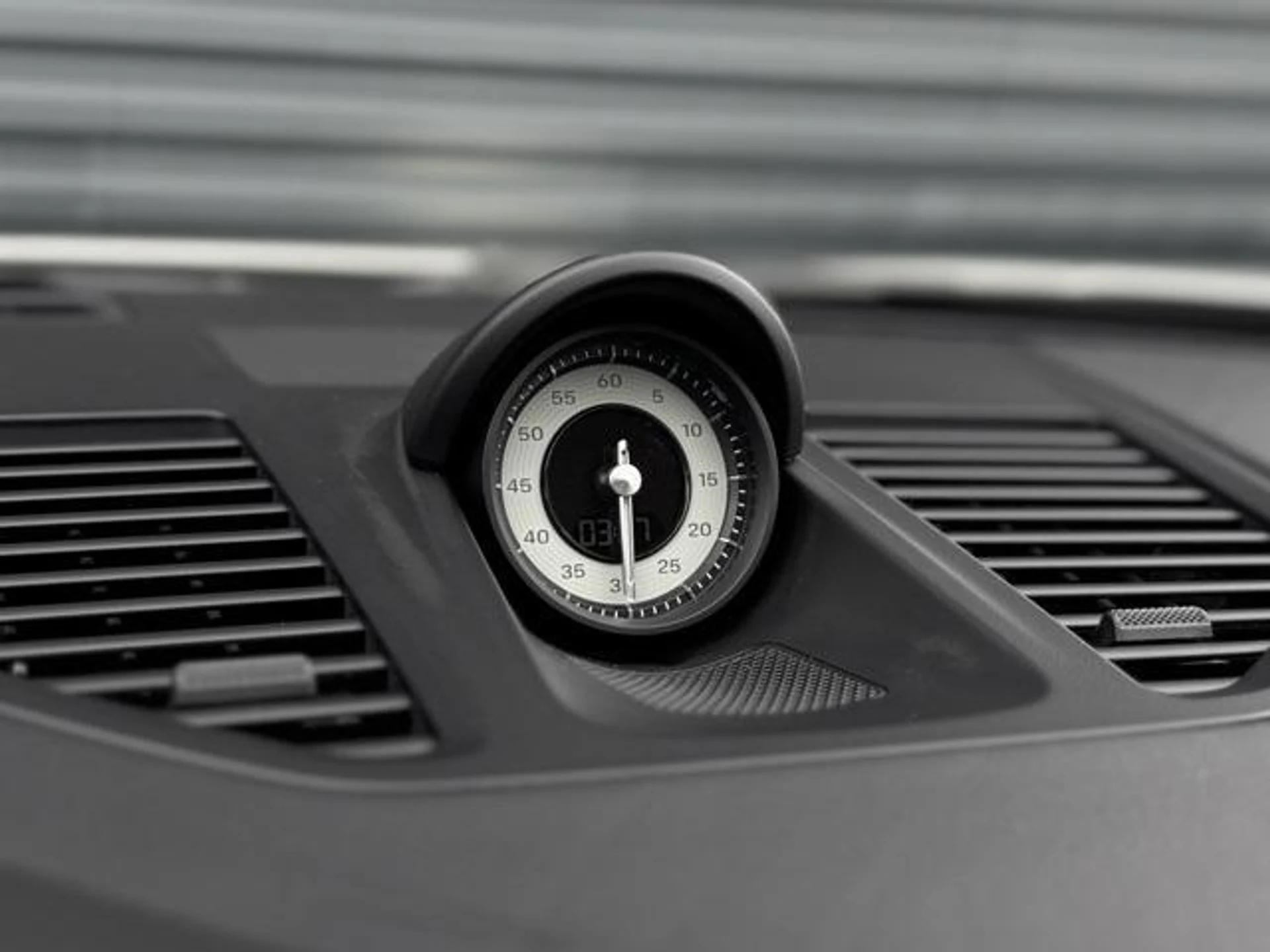 mph024_2639016364_Lyif_Y4ms6y_22v8_Y8x_Q4f40_K798_0501fb7e7c