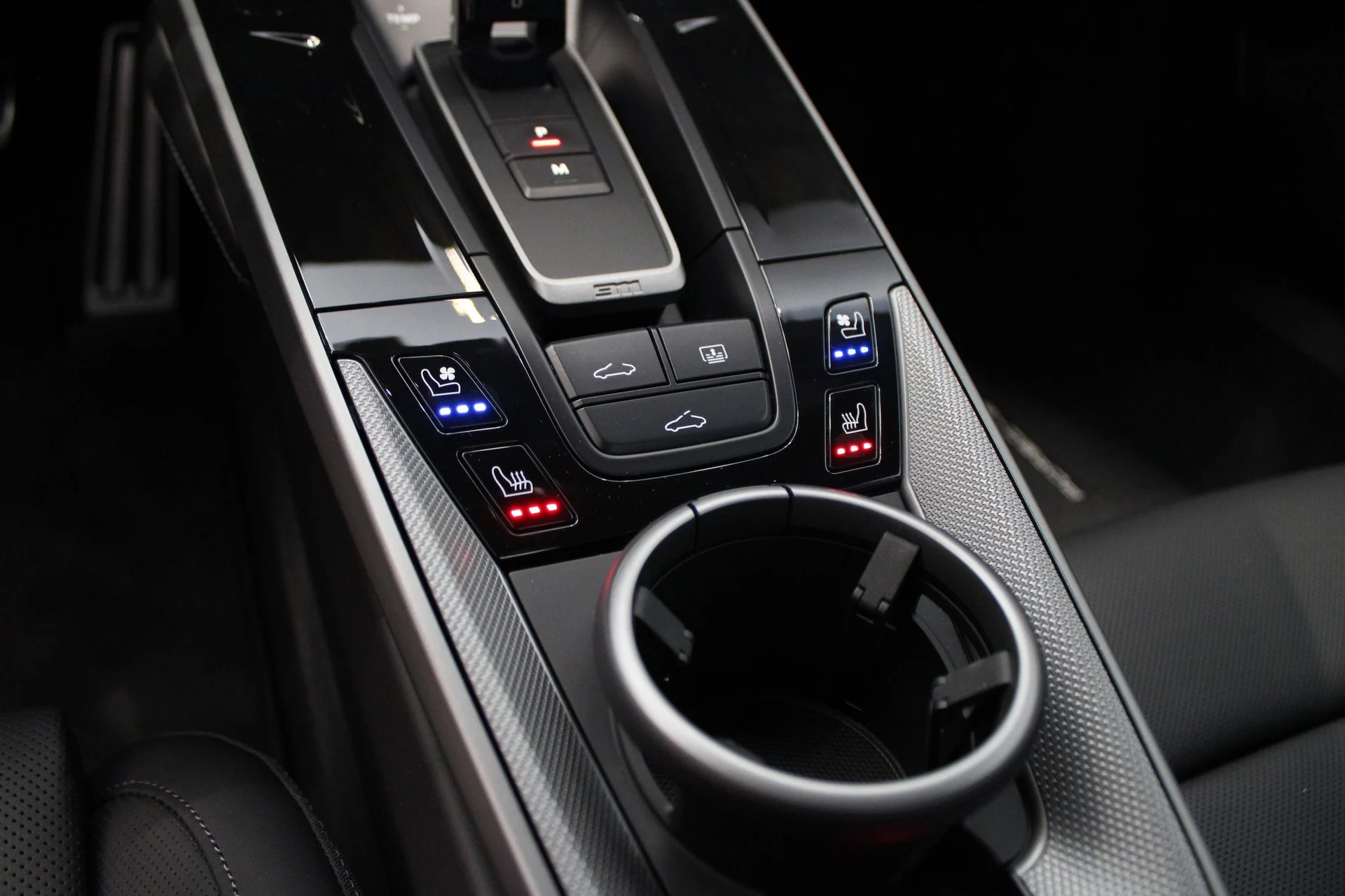 mph024_2639539535_7a61ea44be74d800621f0fec58caef3dx_fddeb93511