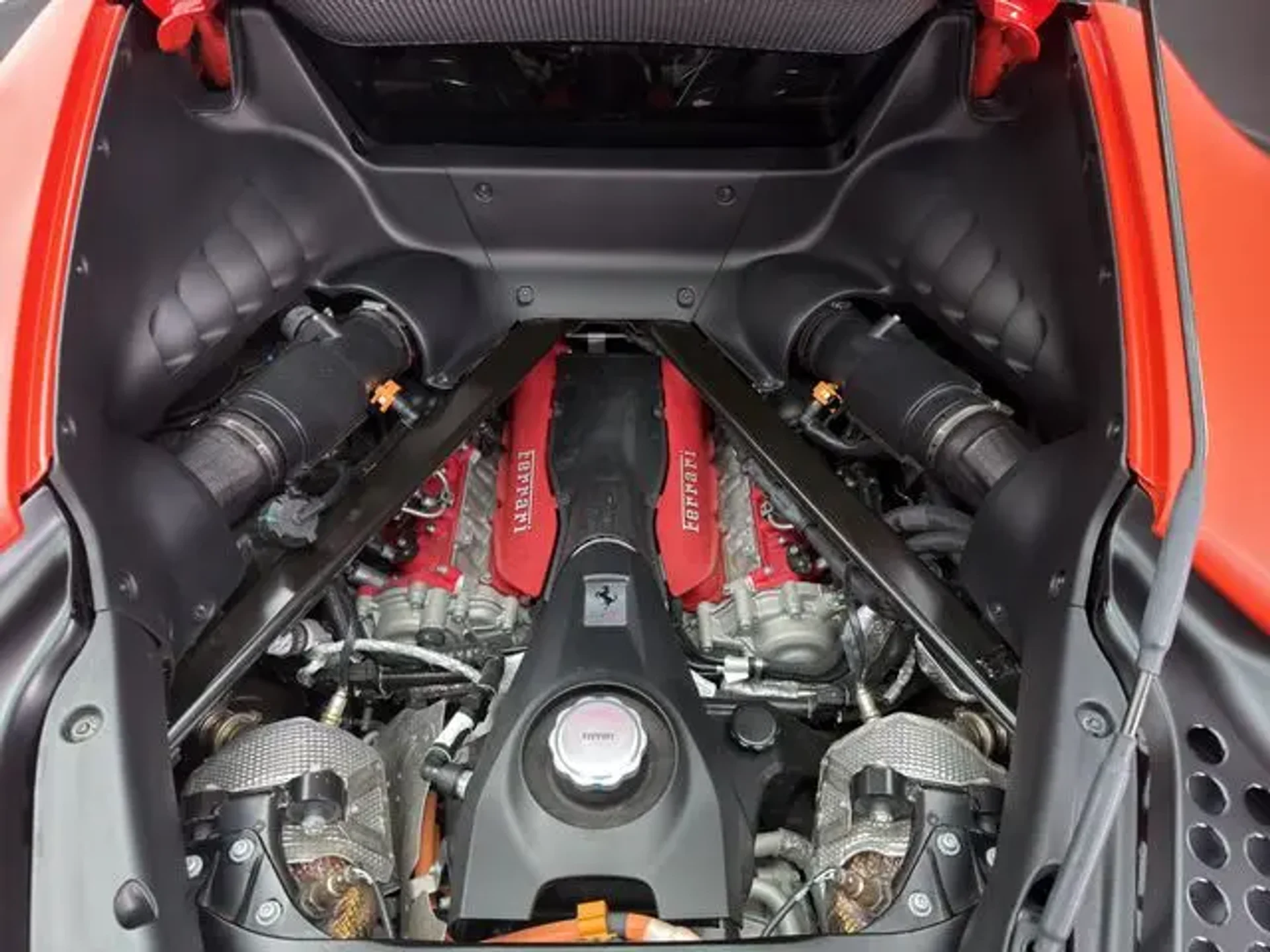mph024_2649636354_RP_8562_engine_bay_5953_16170ba667