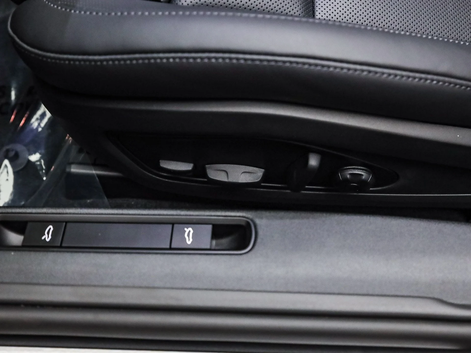 mph024_2652502789_50158cde4ee70b3e7507670d134d7169x_4c1cc0a4d1