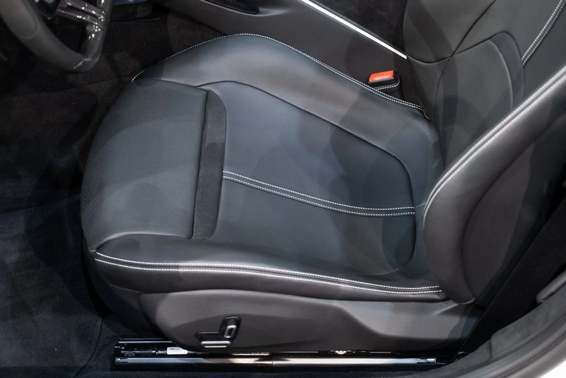 mph024_2656195909_17eb6f51f7b8cb61e23d14e690a87d8d_ebc21cf2ba