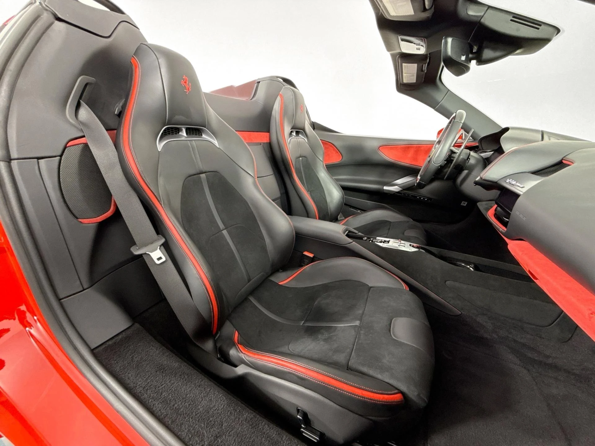 mph024_265676572_Used_2025_Ferrari_SF_90_Spider_1784143802_1075e0f4f6
