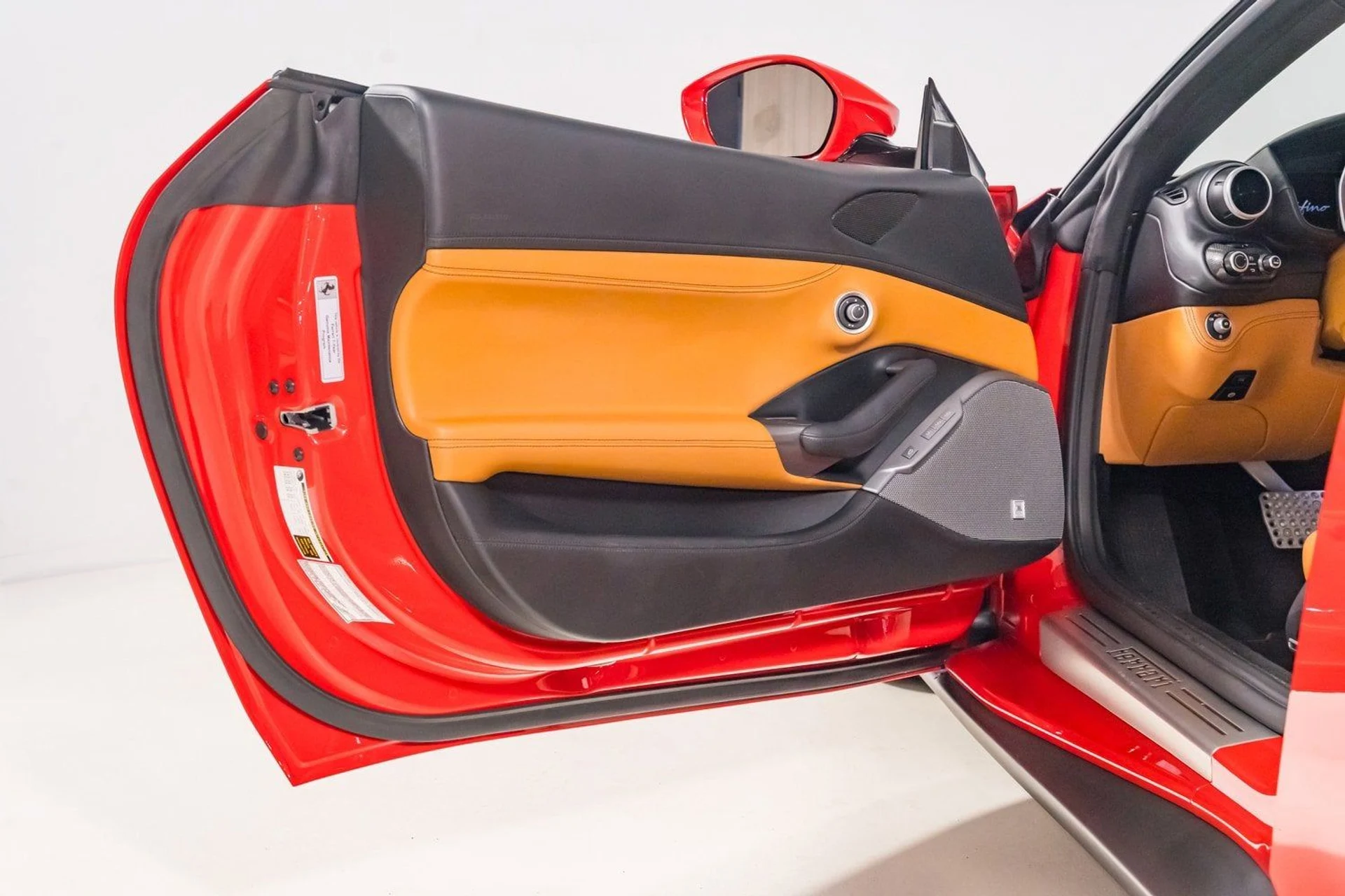 mph024_2657397373_3572e2181dfe4de780360813a0fe661c_4244db323f