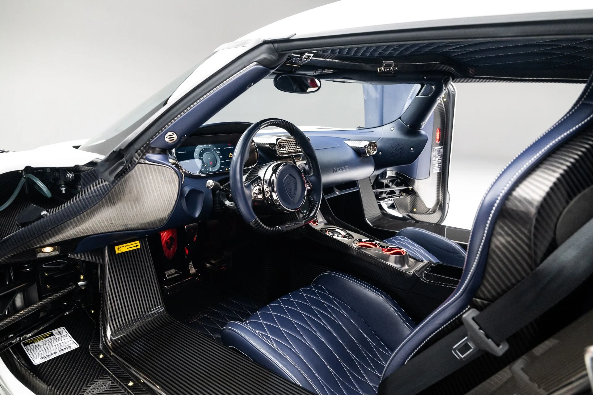 mph024_266311206_13358_p25_l_348d3a0930