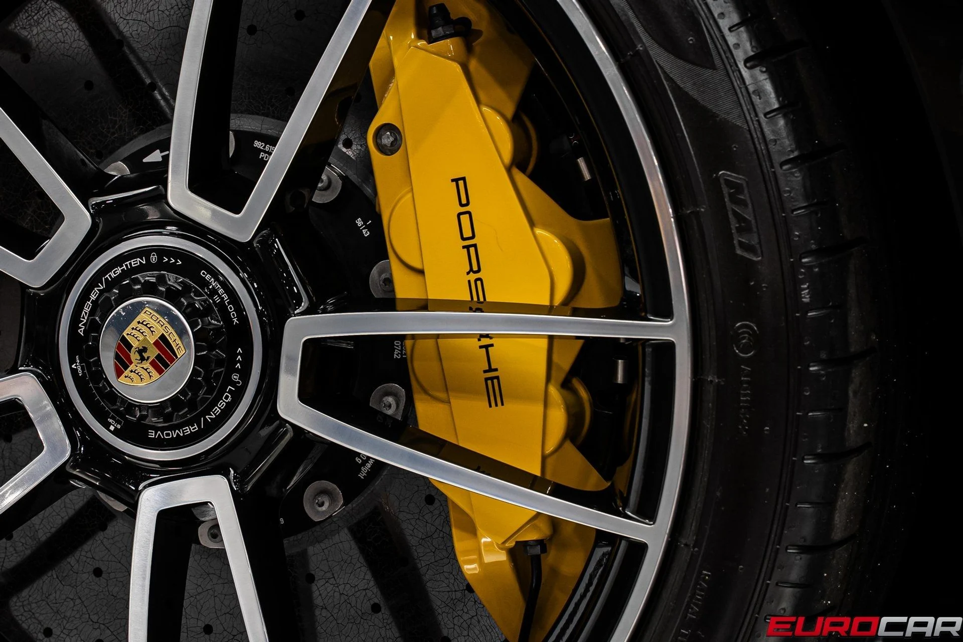 mph024_2663347606_image_25_c7b5e3dadb