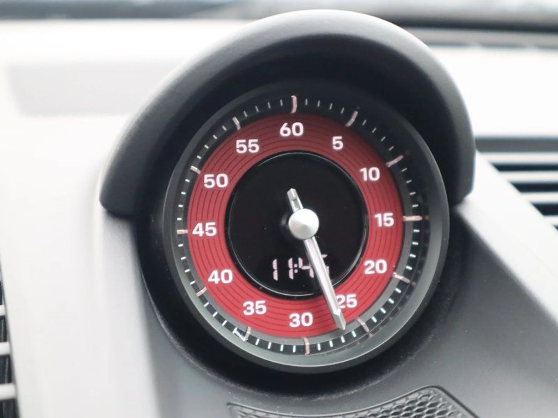 mph024_2667995753_37546875_07051_077f9aab759335f6366ab03239fd4366_042ef62822