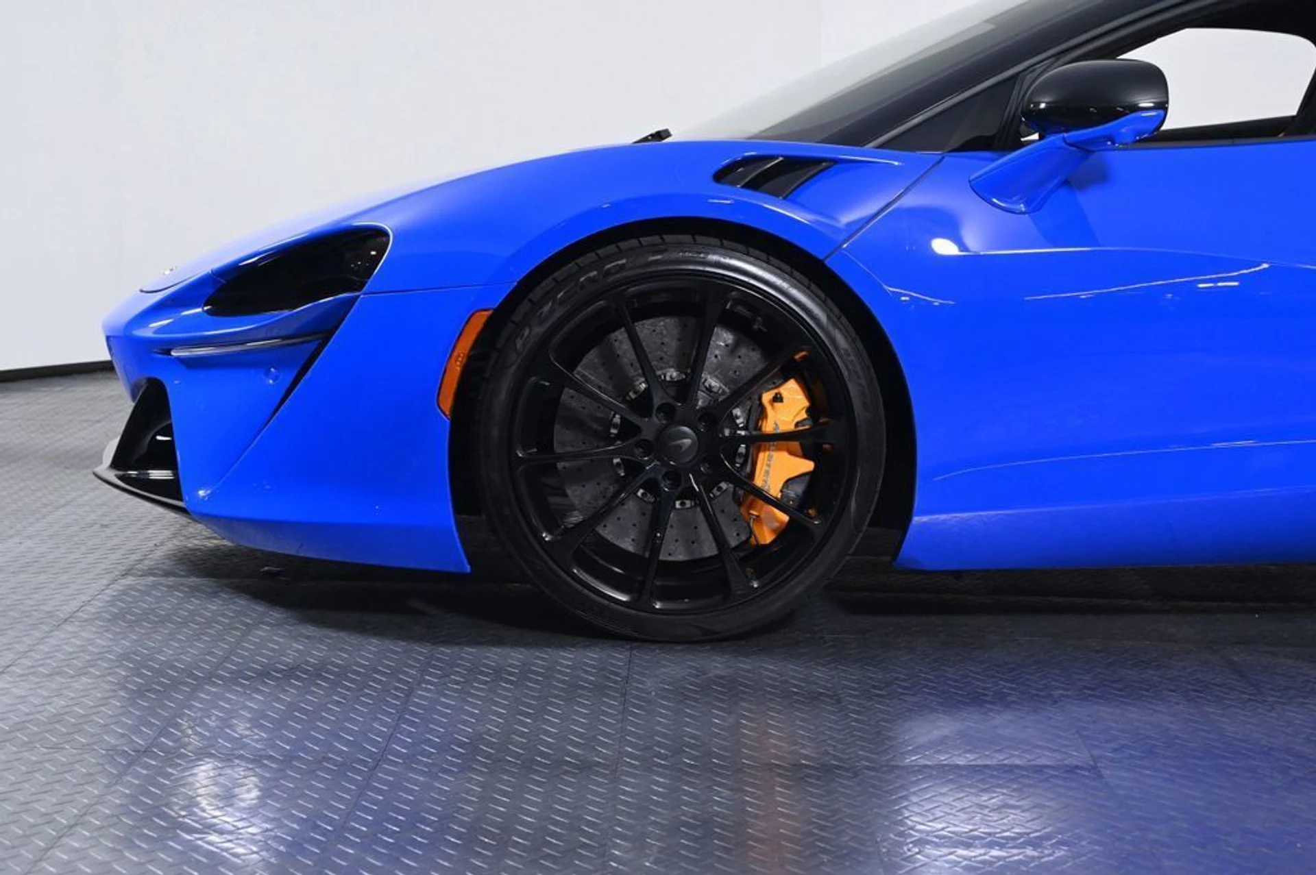 mph024_2668596466_used_2024_mclaren_artura_11350_23032757_25_1024_dd764ff683