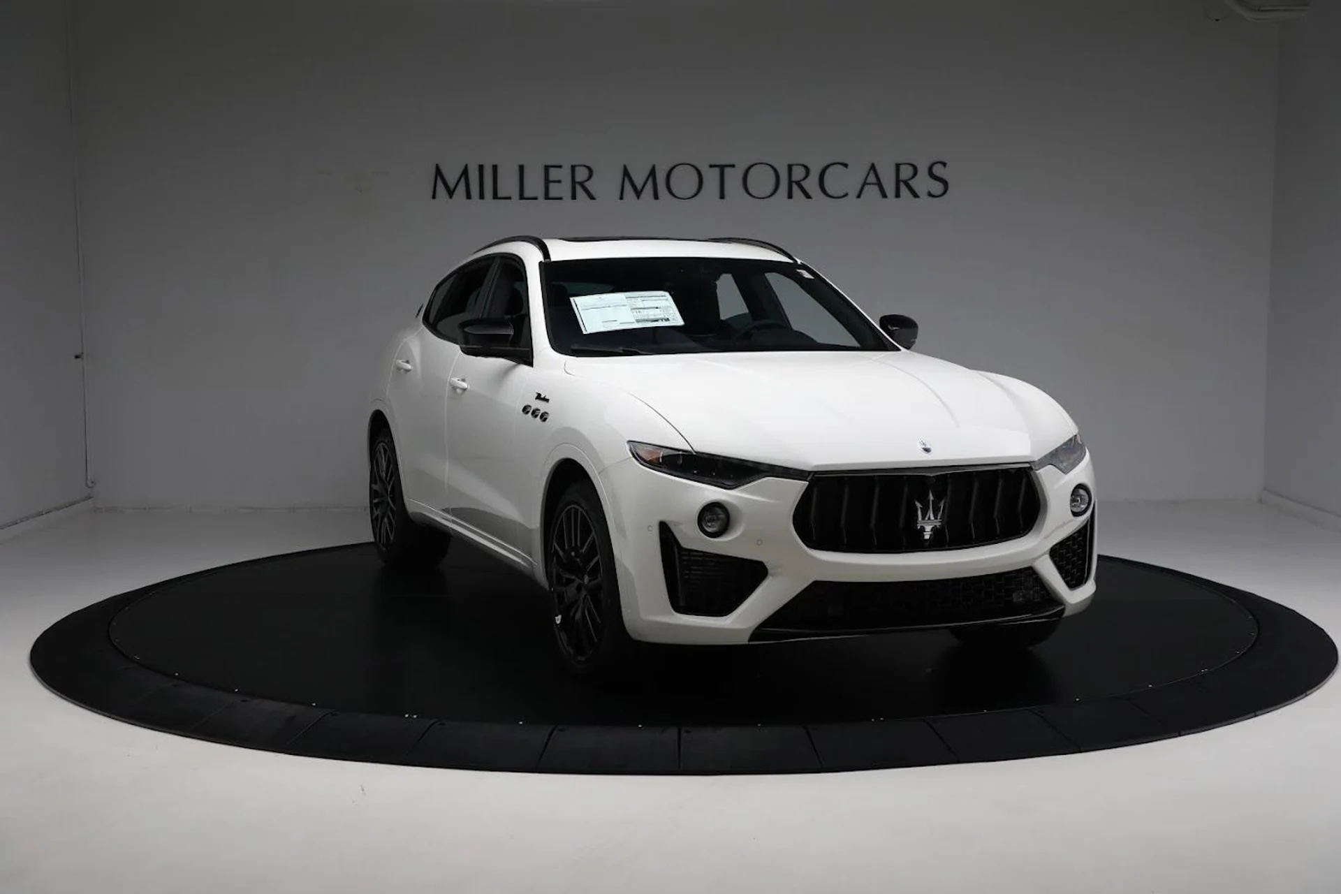 mph024_2669055647_New_2024_Maserati_Levante_Modena_Ultima_98f0ede221