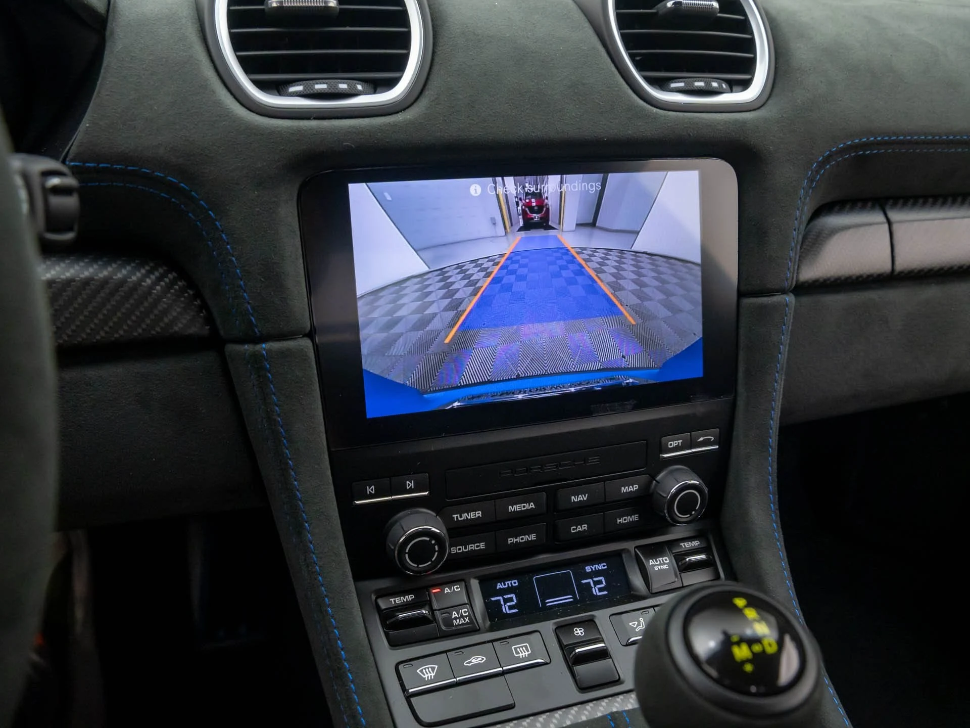 mph024_2670536258_2cd5336035d55628091ae4cf03fe0603x_26a98cdef4