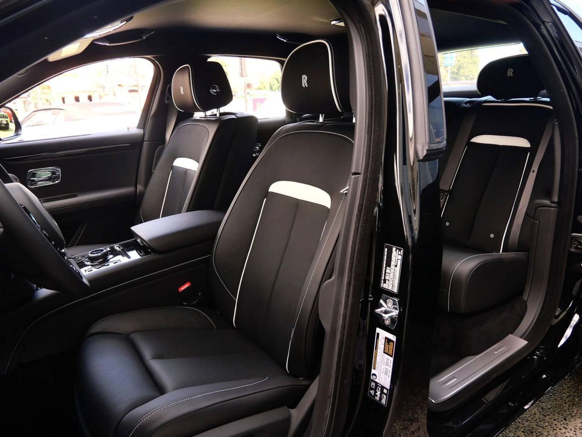 mph024_2673490780_502f45d7c20f61edcaa721ebb1af3991x_b2baeff01a