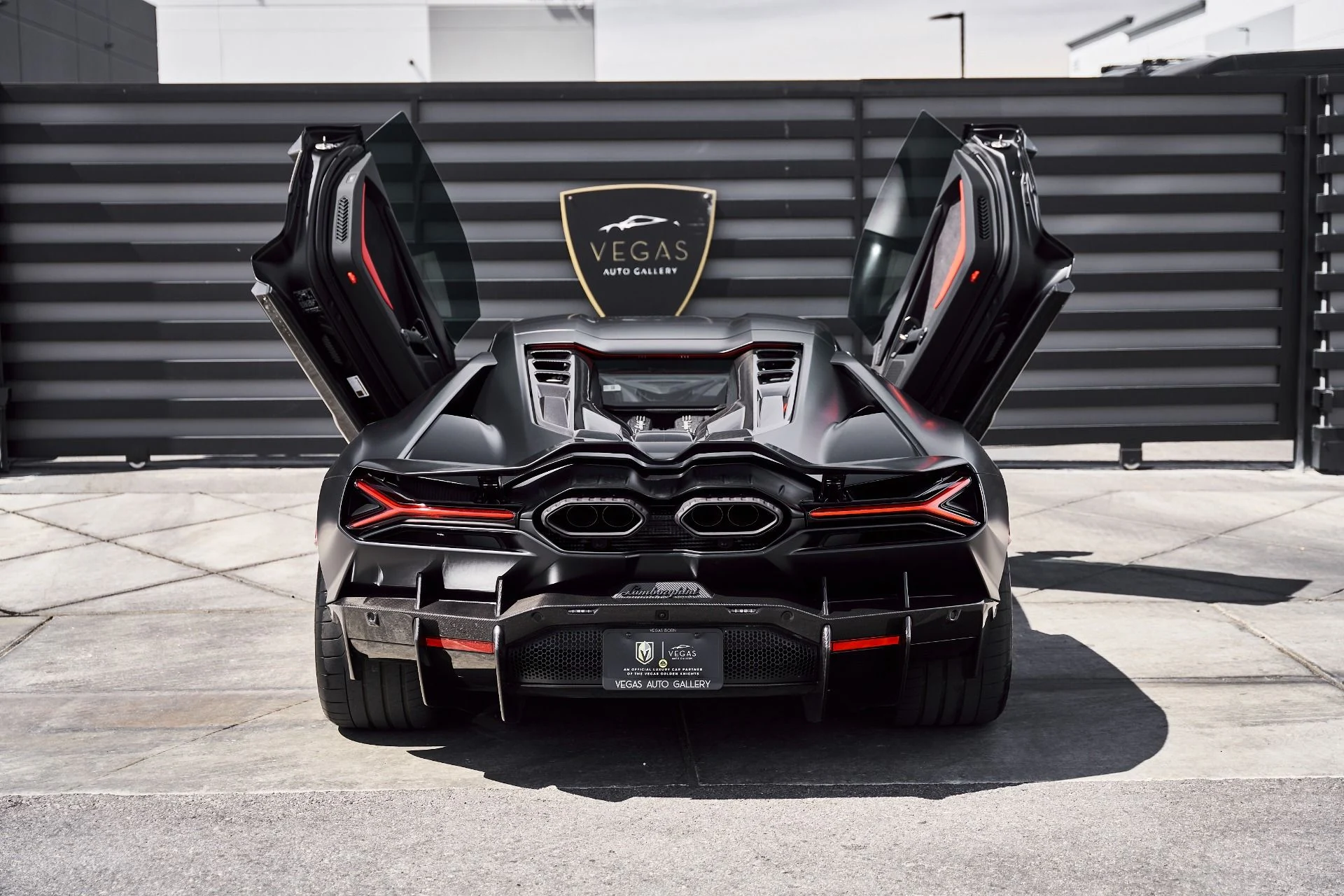 mph024_2677844419_Used_2025_Lamborghini_Revuelto_Base_1774300529_f9747ba755