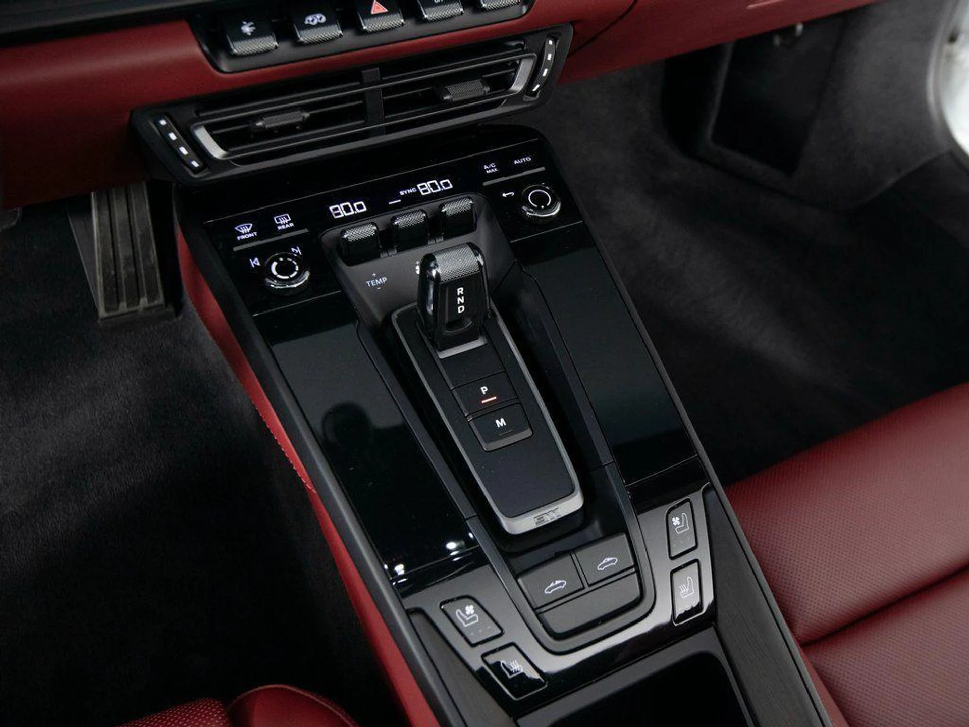 mph024_267841825_Hz_Gj_CYFOFIO_1s5m_R_Kh_Jik4rz_X6_M_a0696b2032