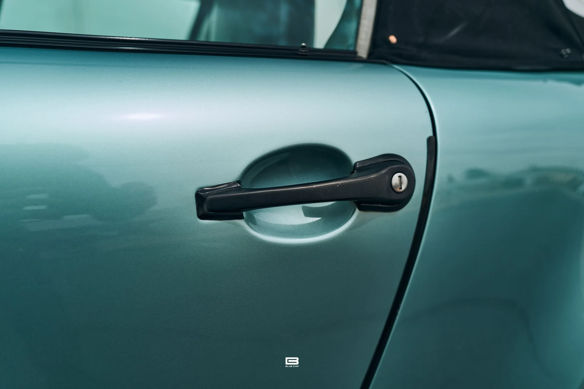 mph024_2685120504_69d96d61cef63781bda0ff5f_L1210217_ad045b4917