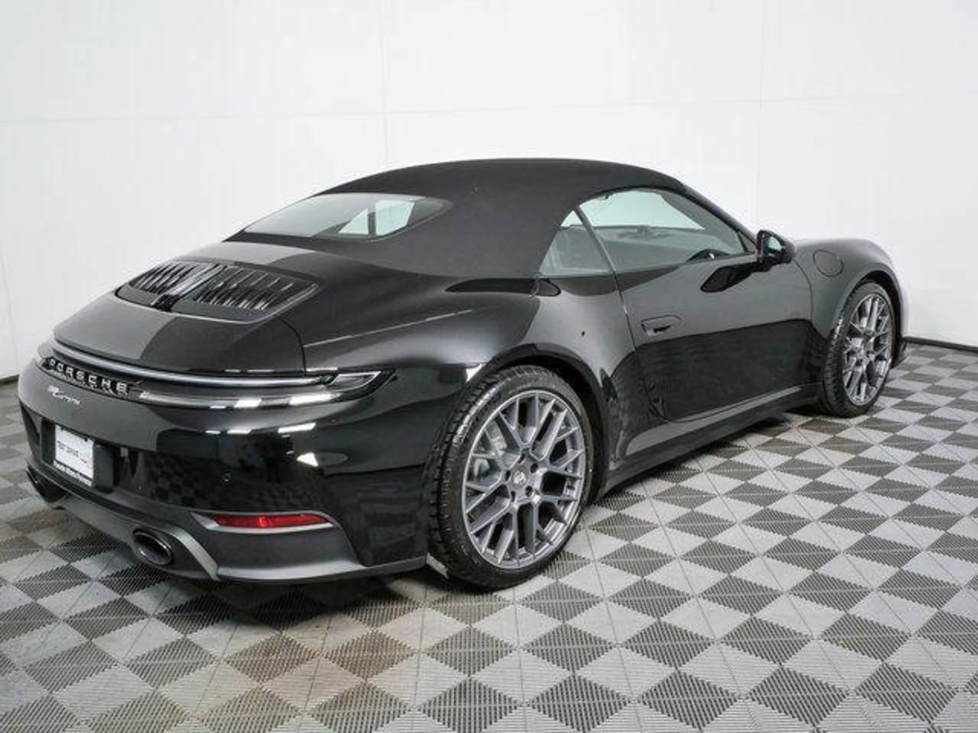 mph024_2689956570_e_JO_Tx_Zv9_W_Kdw_BIWF_886m_Cr_AKR_Kc_7f414c7458