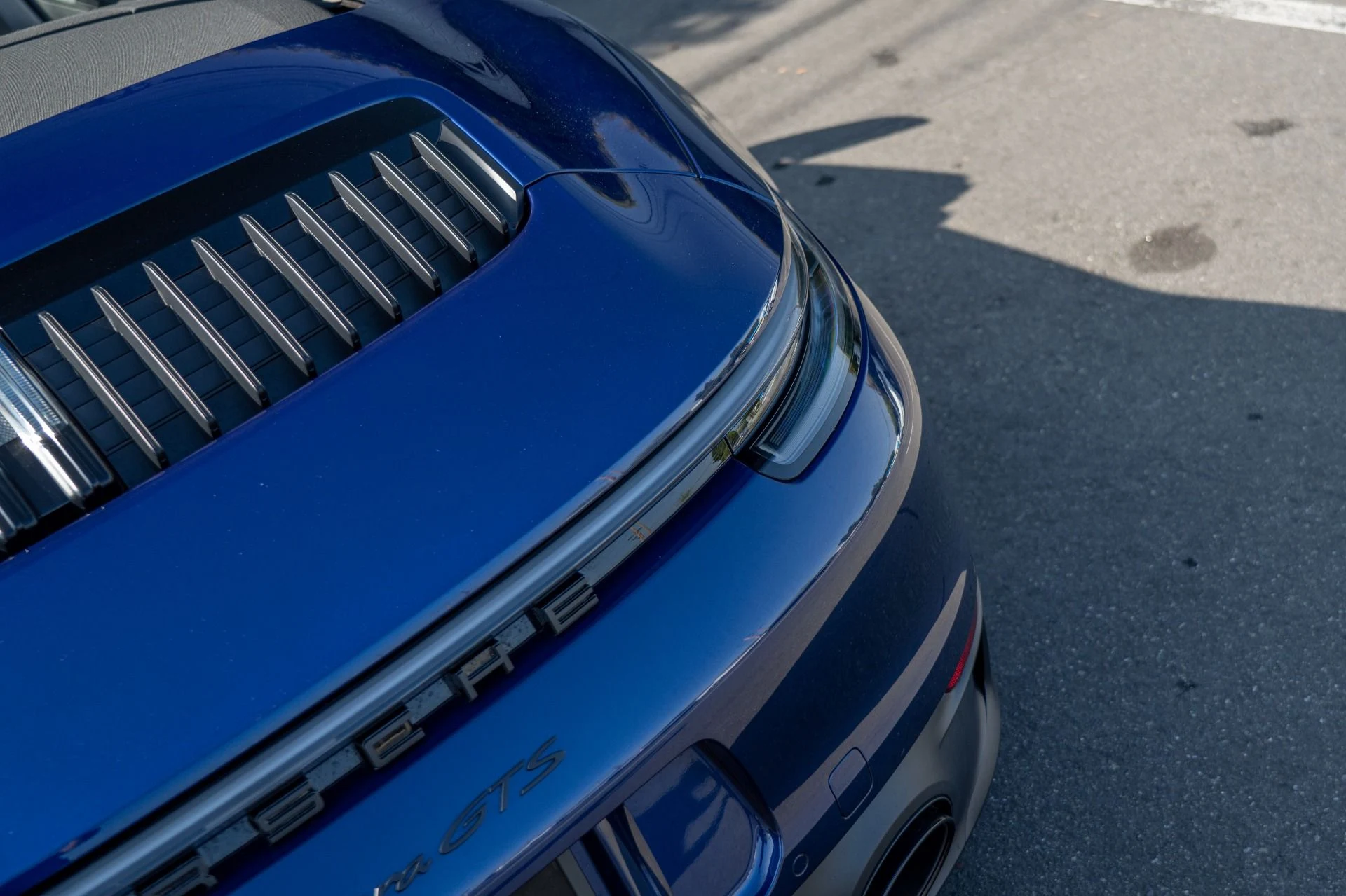 mph024_2690936336_Used_2024_Porsche_911_Carrera_GTS_1761603170_9191f44ea1