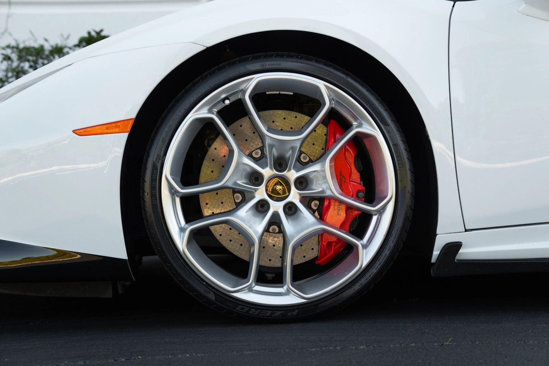 mph024_2694574486_Used_2016_Lamborghini_Huracan_LP_610_4_1771995727_8cbc9401ab