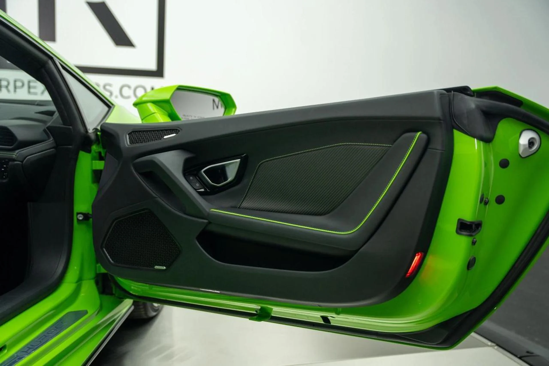 mph024_2694613362_b87277c046edaf3ea9375fb2c8300fc0_94ed2c5935