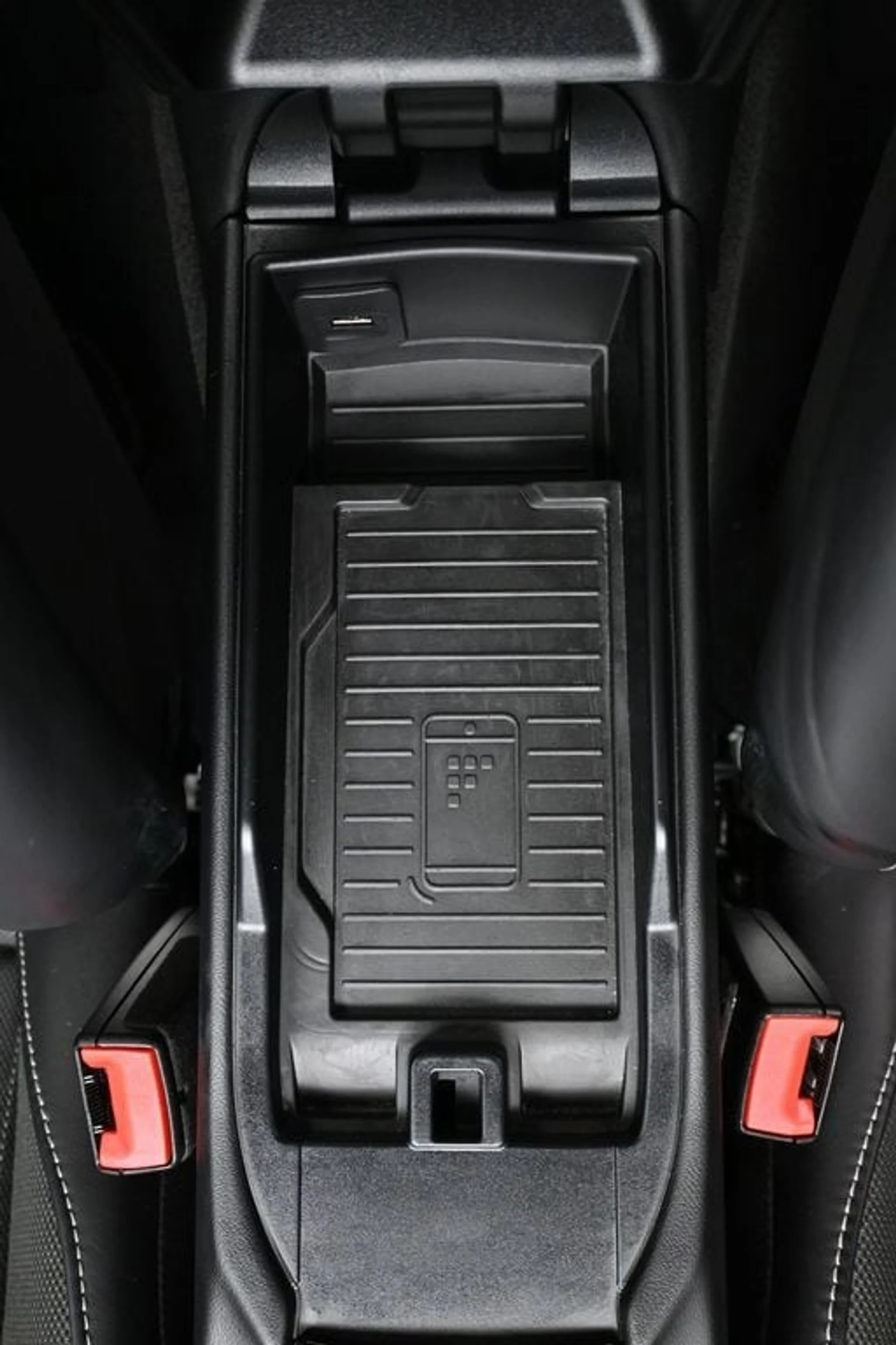 mph024_2702011004_cf421091cc5f36f3b2a55ad5c6c7c748x_82197d39c1