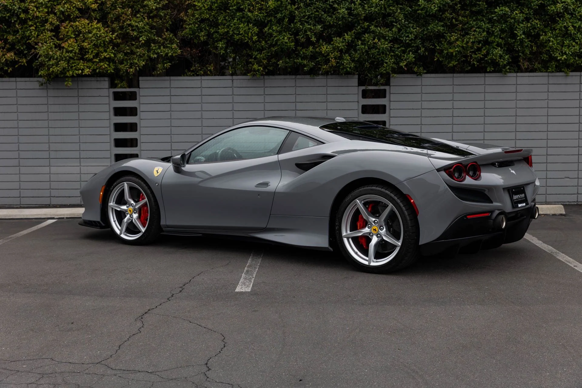 mph024_2702986533_Used_2022_Ferrari_F8_Tributo_1746214831_5f2aa99b0c